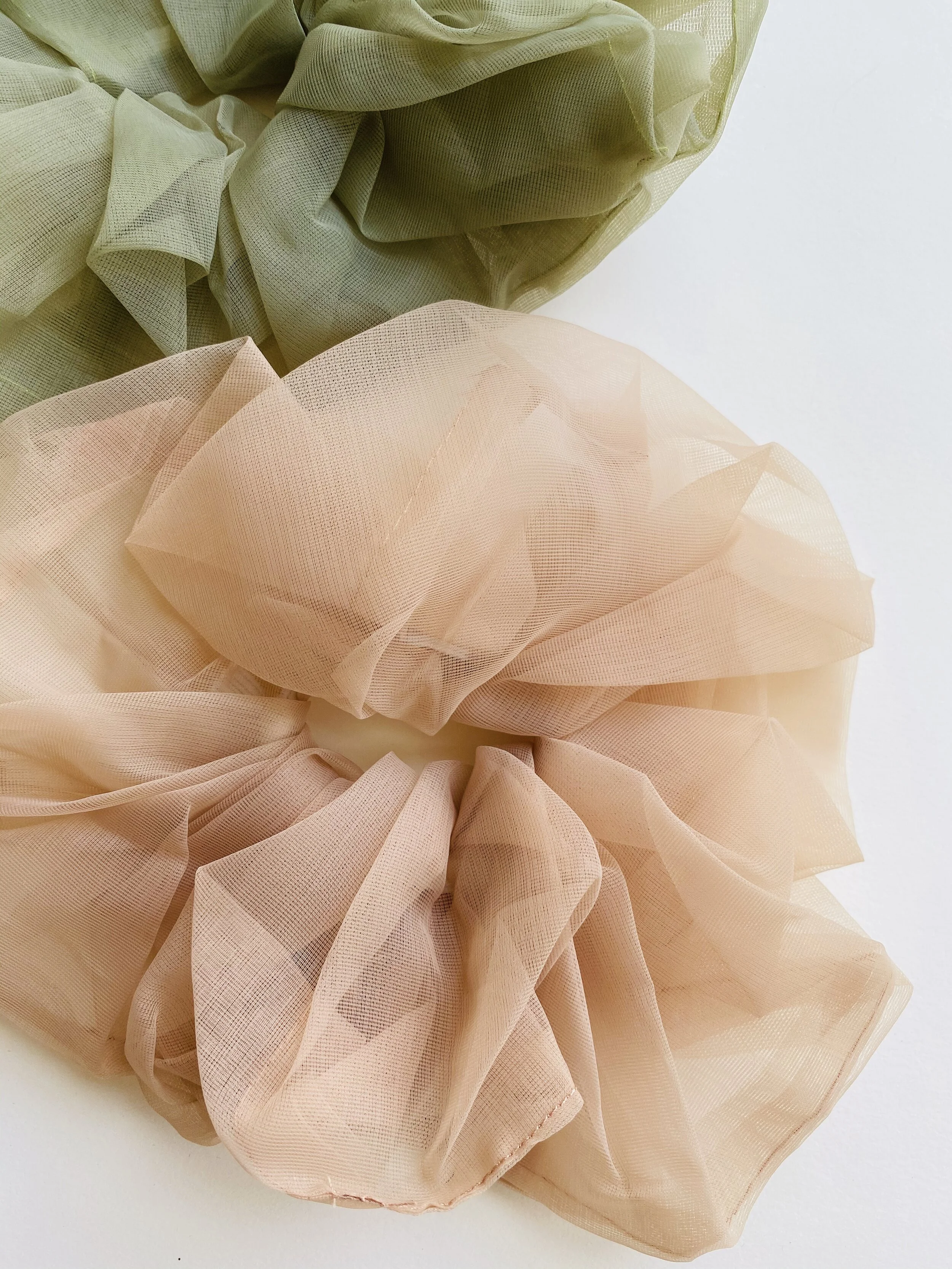 scrunchie set green nude .jpg