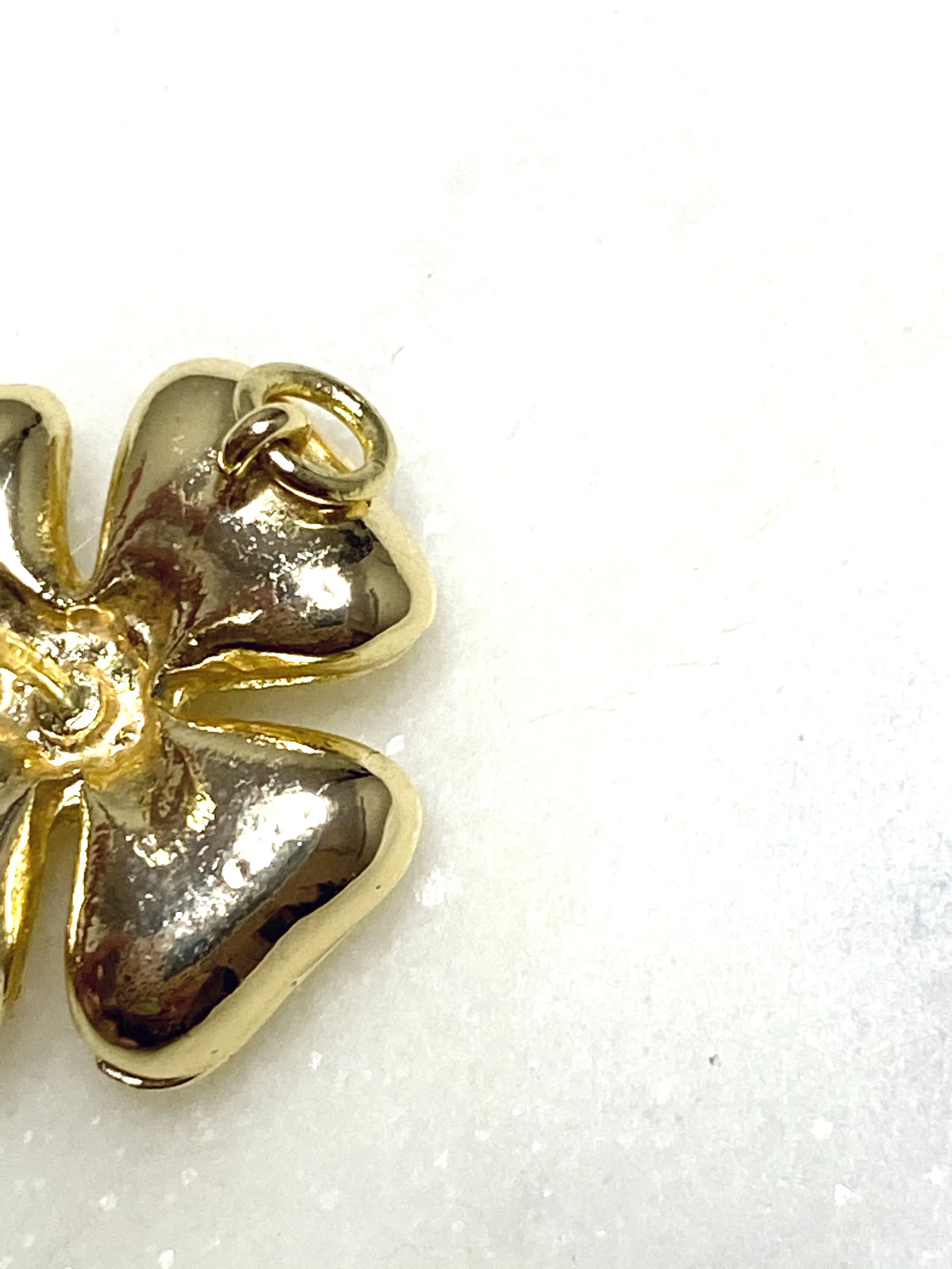 flower stud back2.jpg