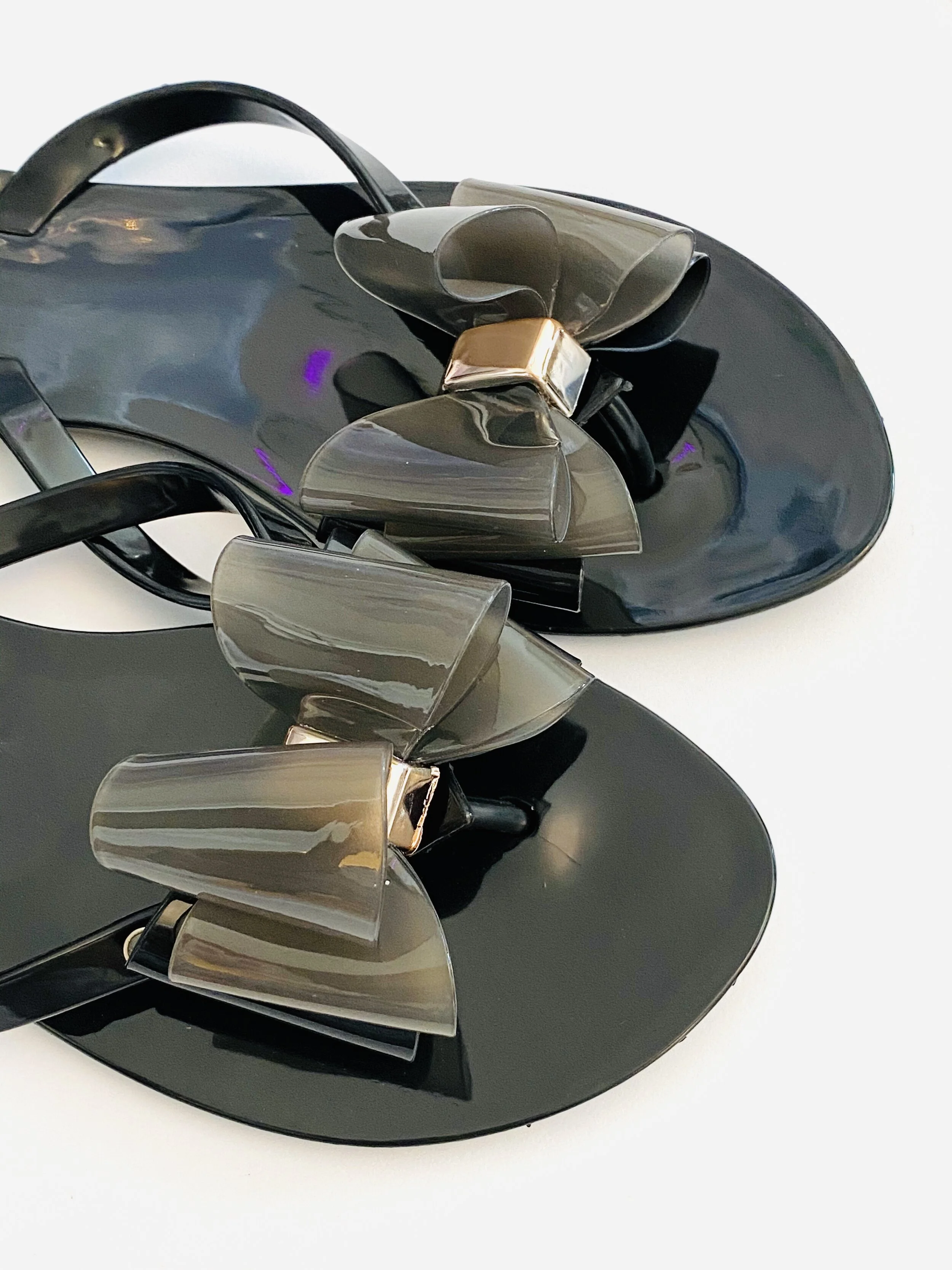 Jelly Bow Flip Flops Black.jpg