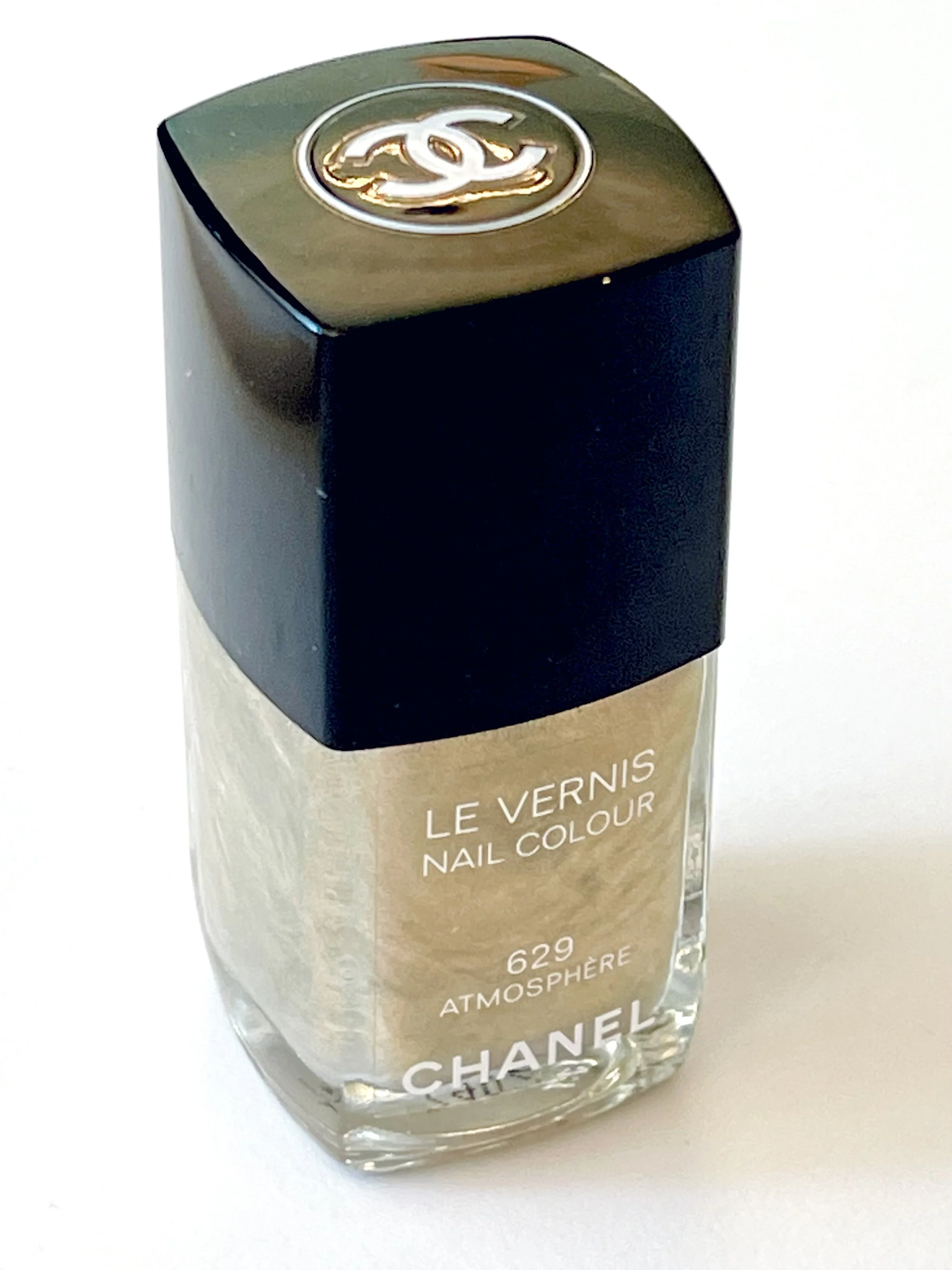 Chanel Polish Atmosphere 2.jpg