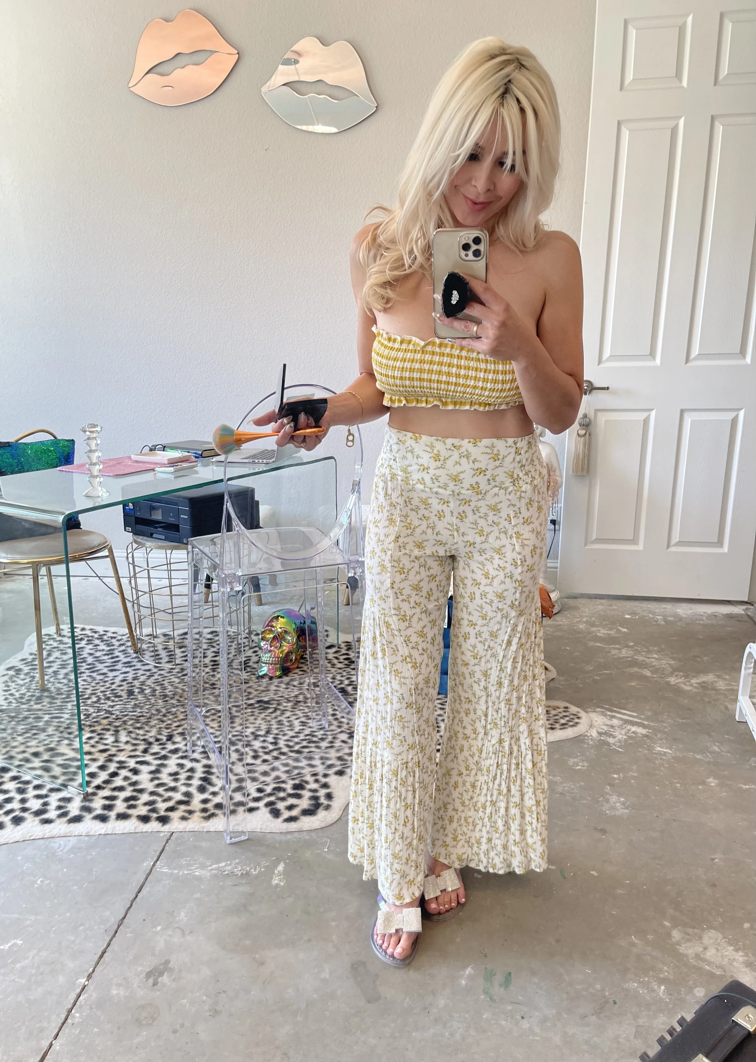 OOTD Makeup Brush.jpg