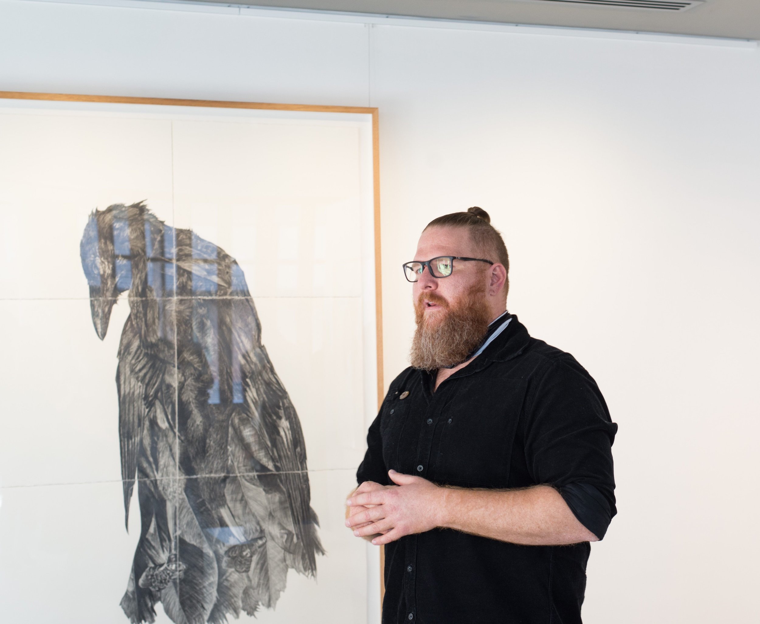 Artist & Envy the Raven (Kamilė Gallery )