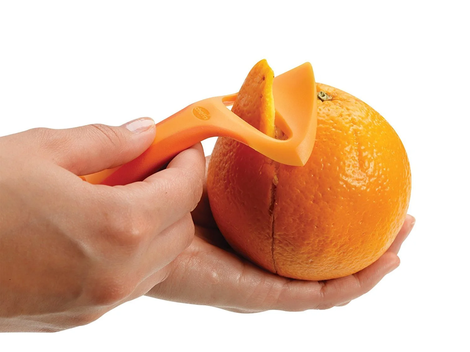  Scrapes the peel and the pith off the orange 