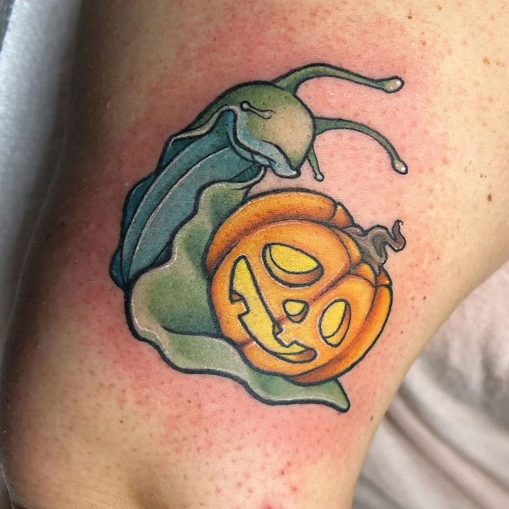 April showers bring... Spring-o-ween snails?? 🎃

Digging this spooky lil friend from Jess! This is a design from her flash and ohboy does she have plenty of rad ones where this came from!! 🐌