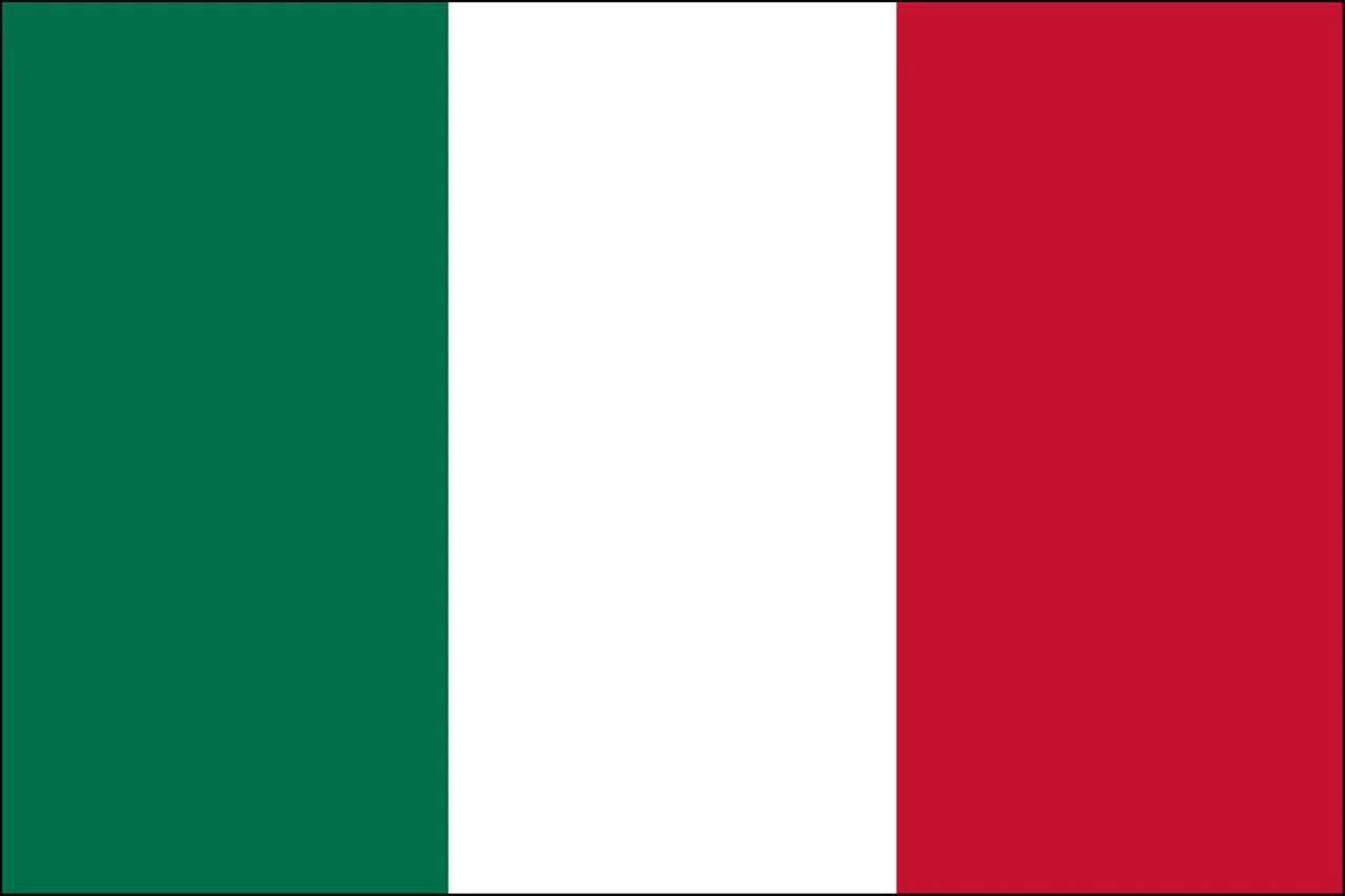 italy-flag__19720.1575327320.1280.1280.jpg