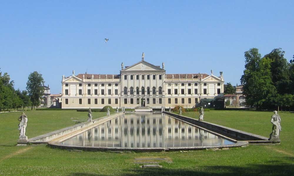 Villa Pisani.jpg