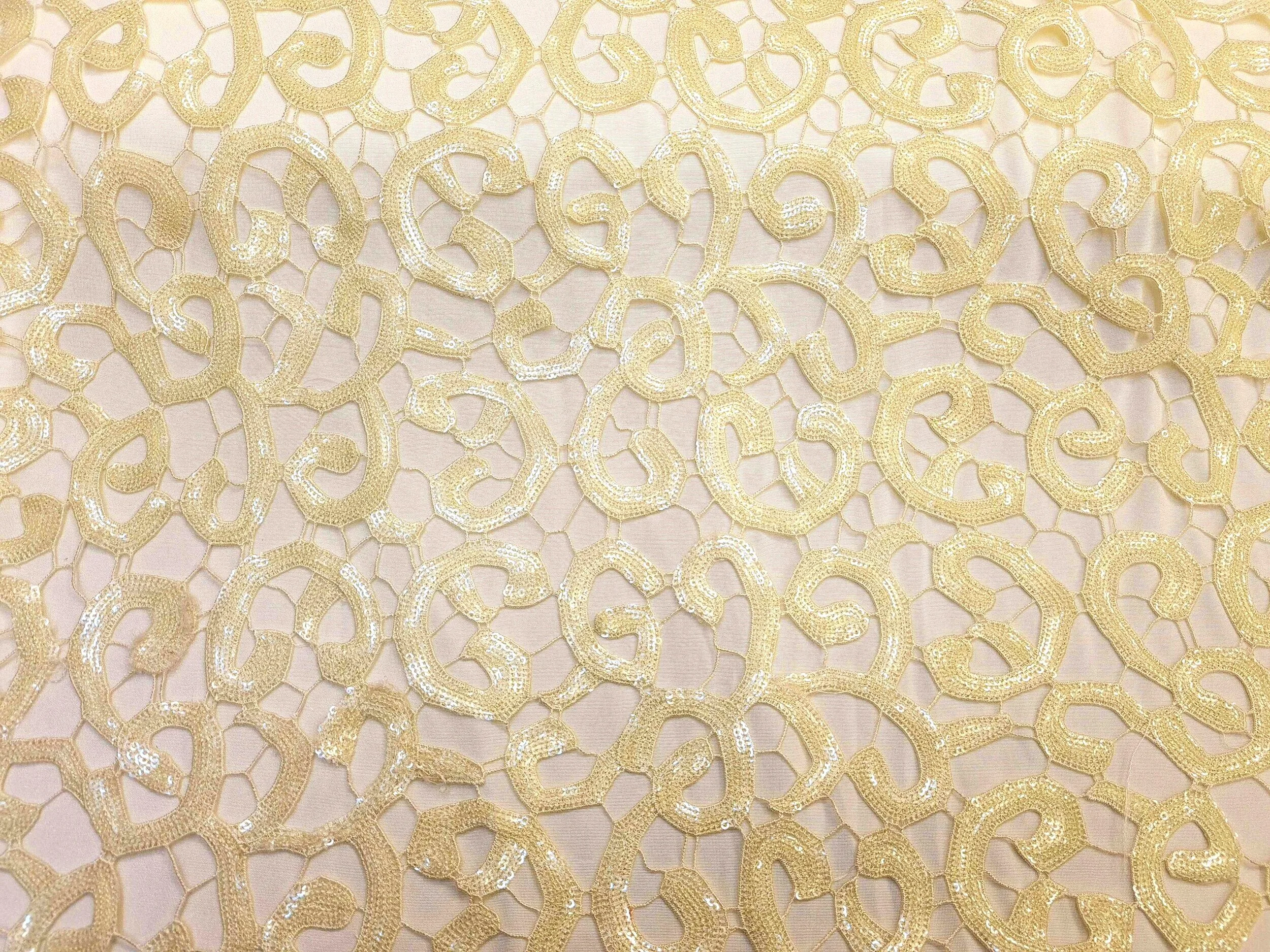 Cream Curly Wurly Lace