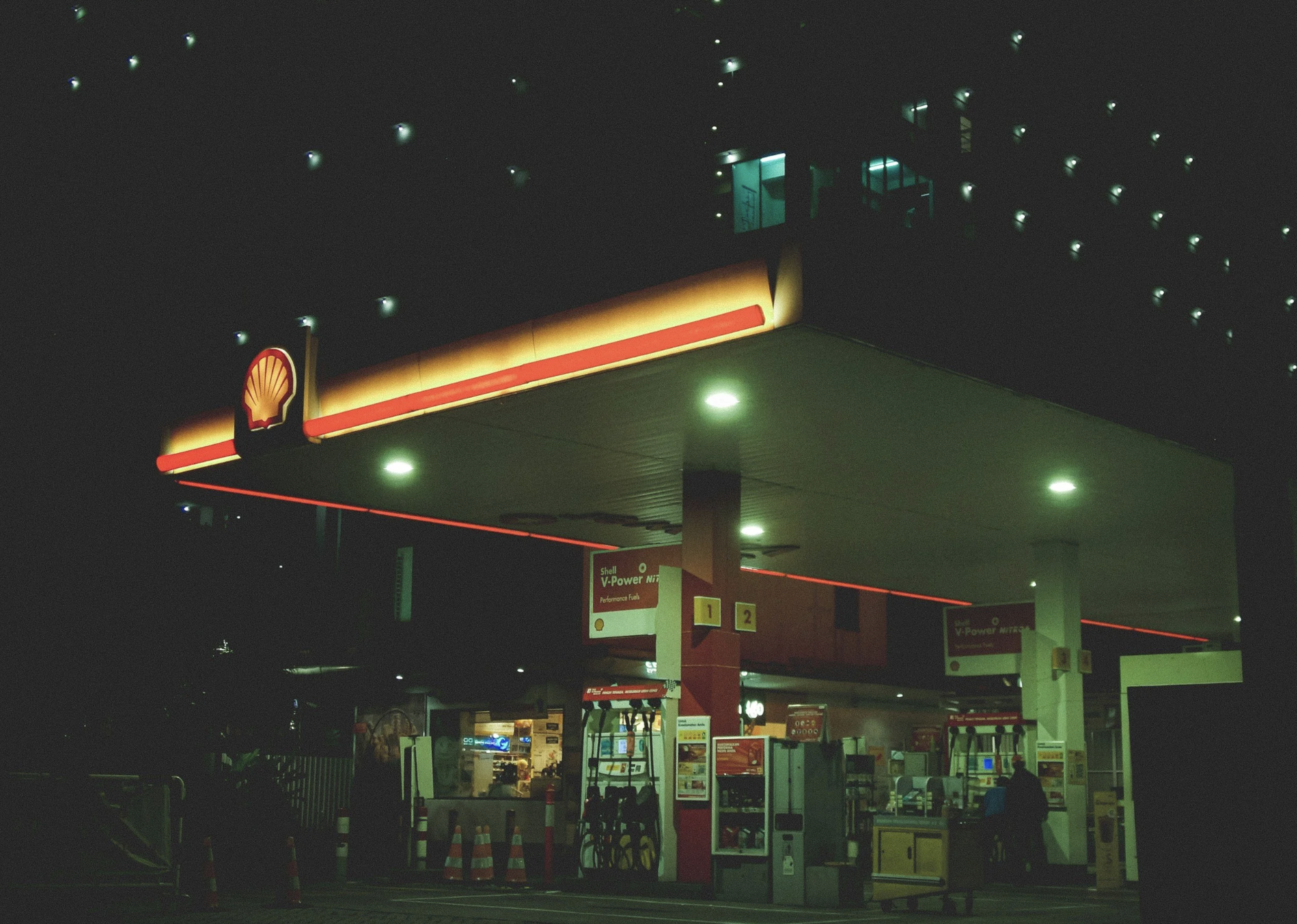 How to Advertise in Service Stations
