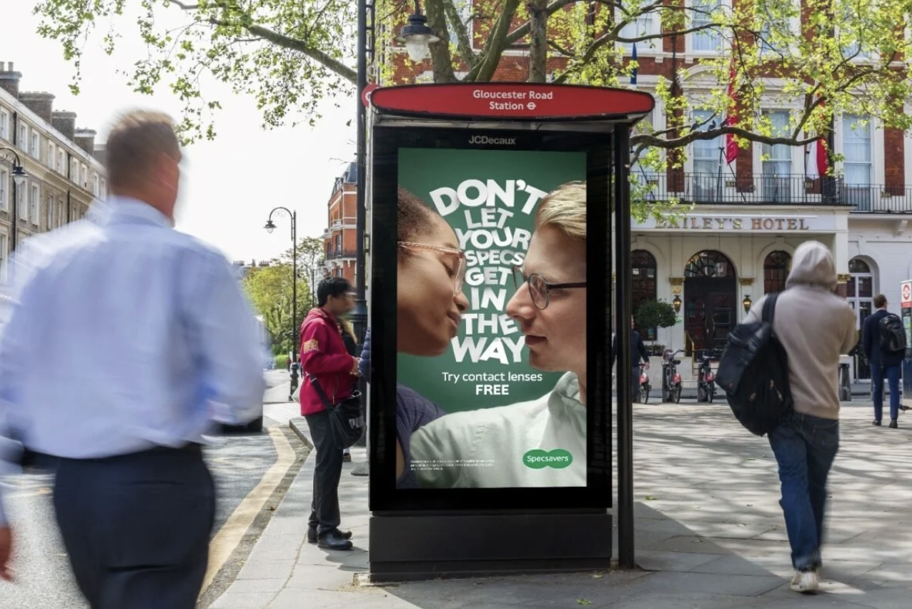 How to Advertise in Bus Shelters