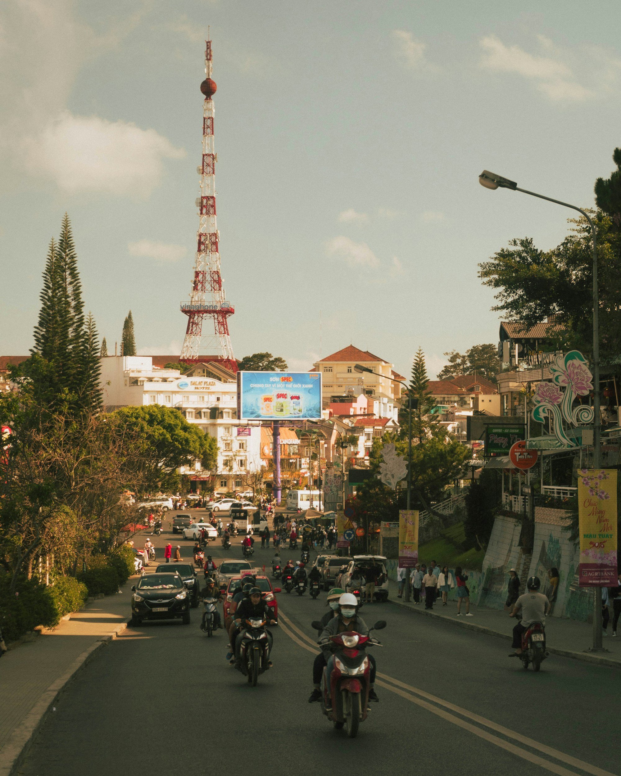 Transport Advertising in Vietnam