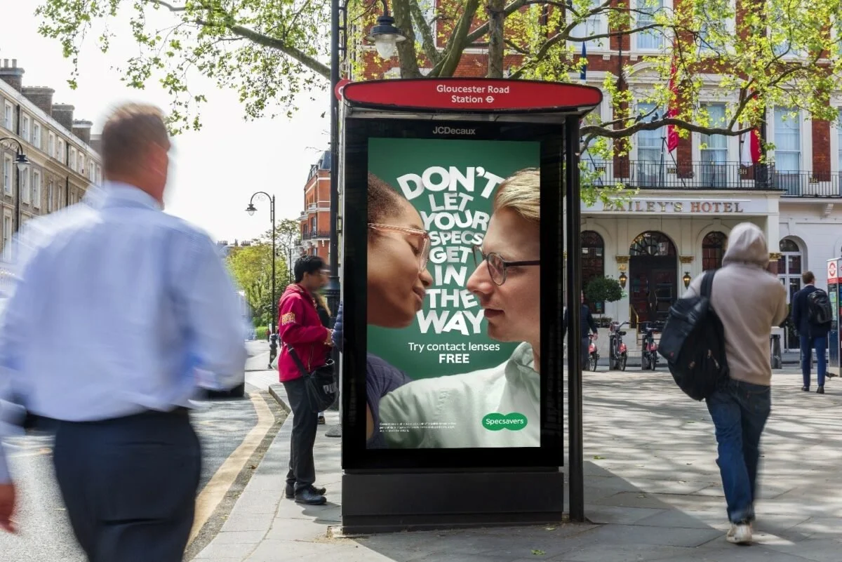 How to advertise in bus shelters