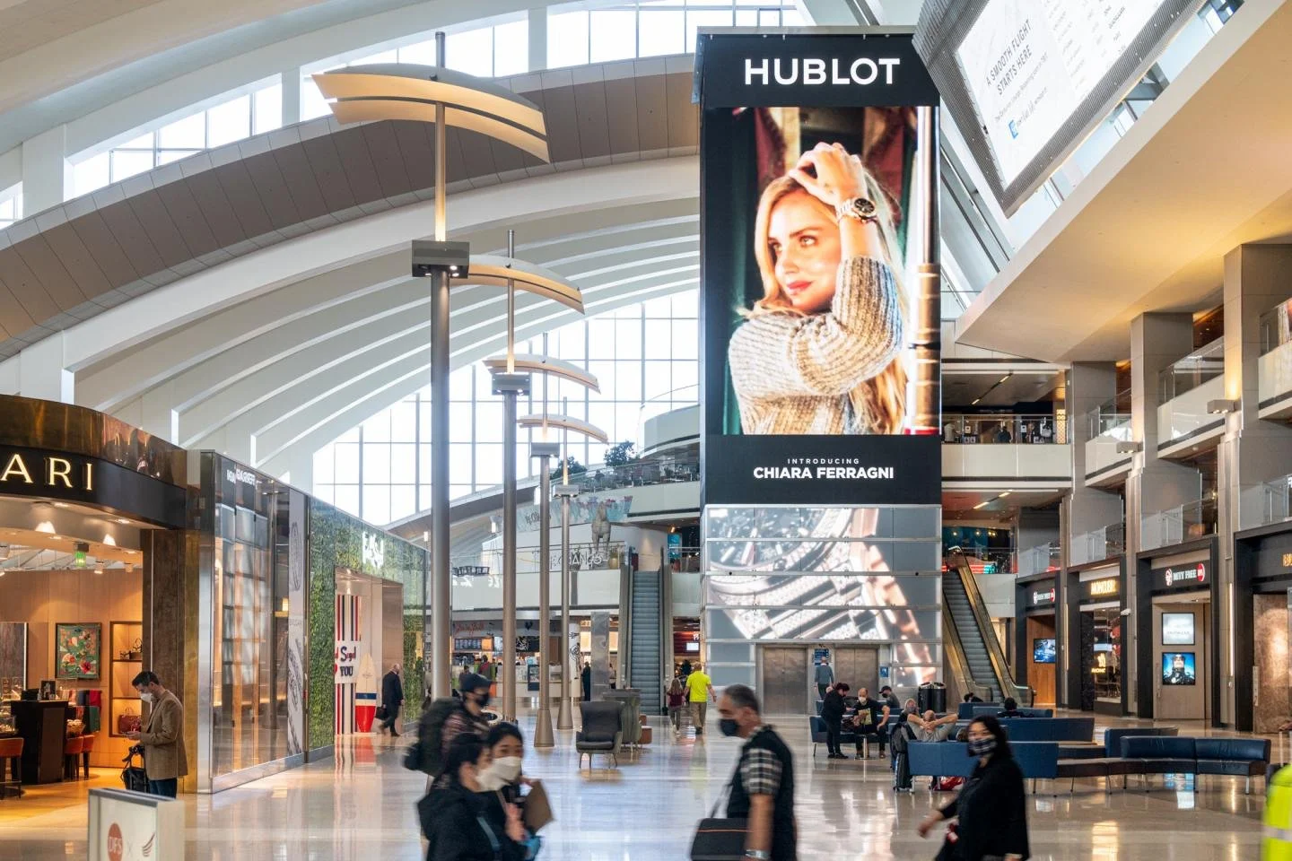 2112_lax_hublot_luxuryjewlery_tbitlaz0403sg_3.jpg