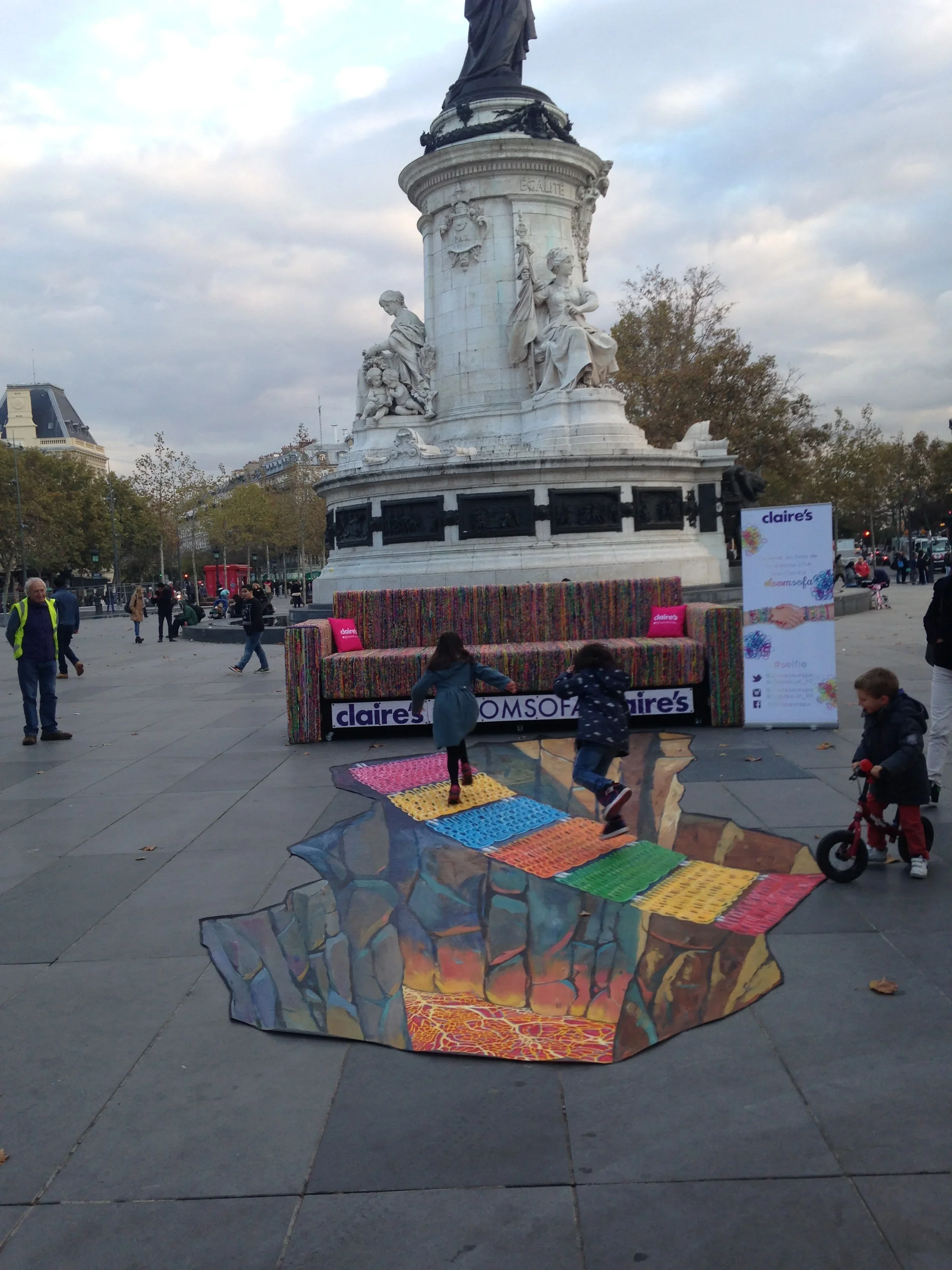 Experiential Guerrilla Advertising