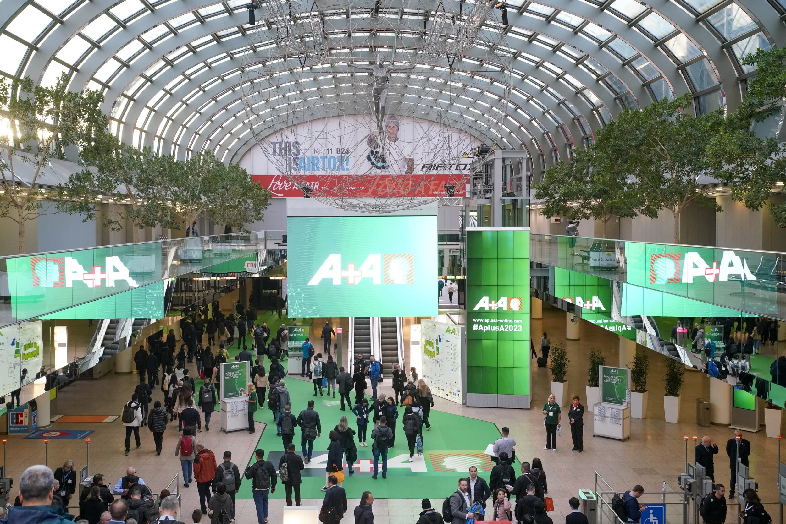 Place-Based Advertising in Düsseldorf
