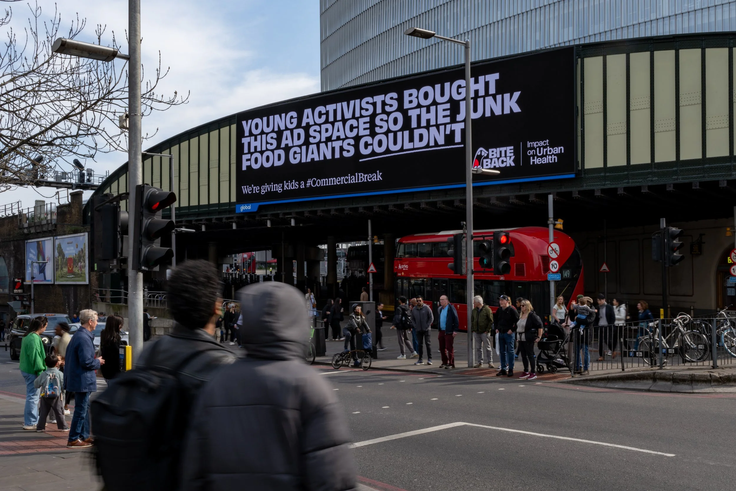 Advertising Your Brand in Iconic London Landmarks