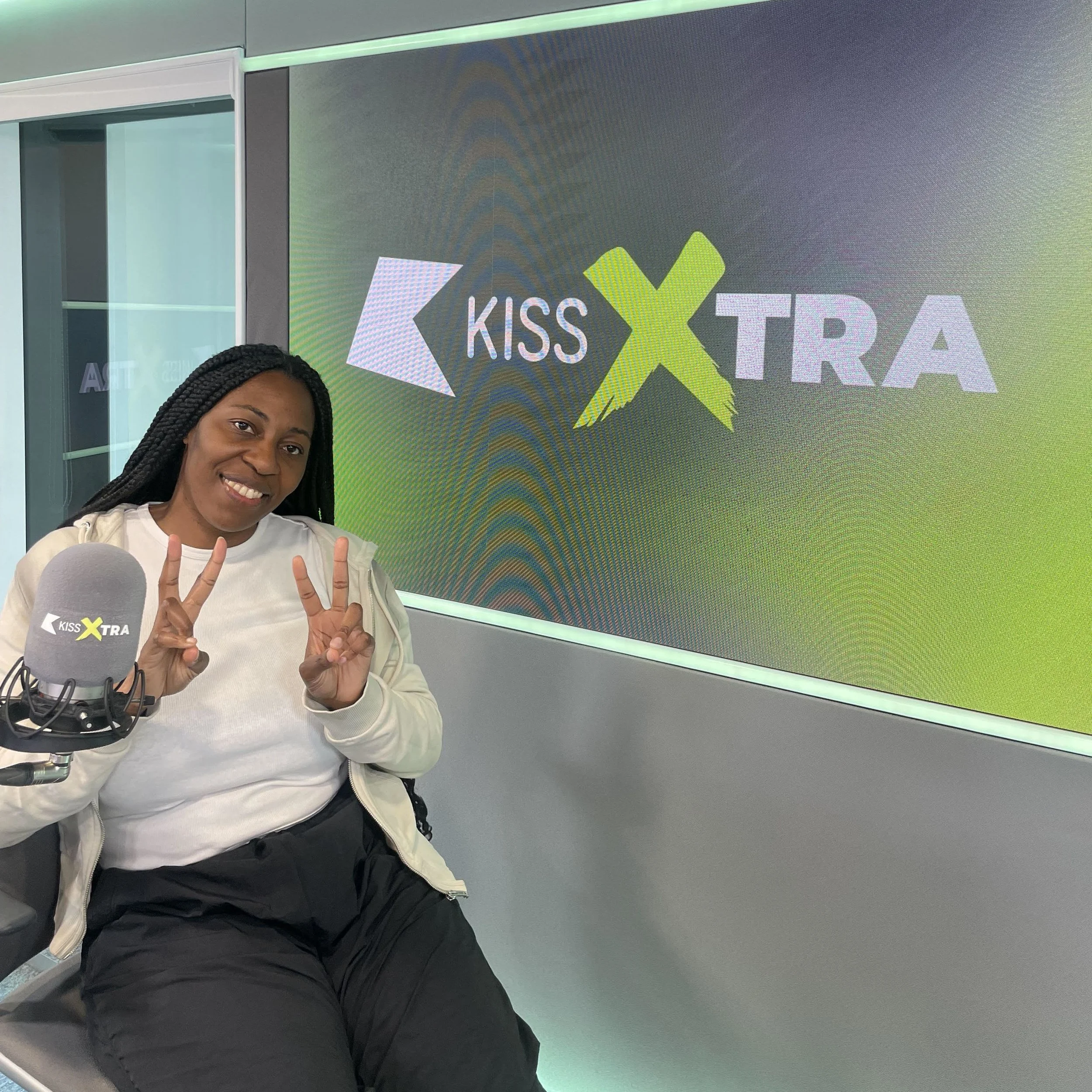 KISS XTRA
