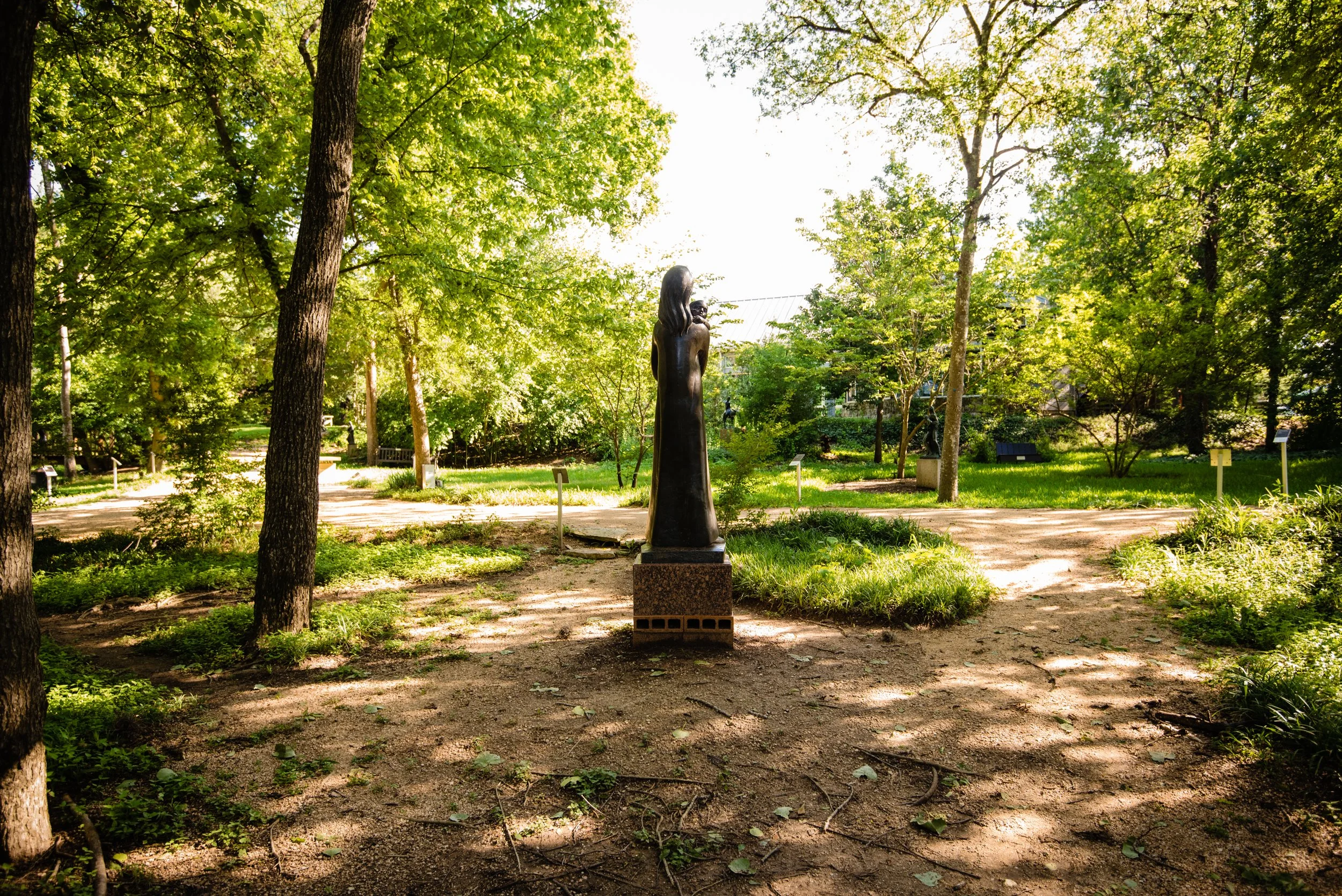 Unique Austin wedding venue - Umlauf Sculpture Garden