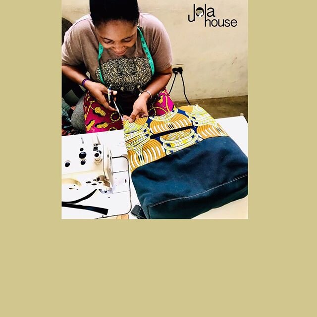 ⠀⠀
New day- New opportunity to make an impact. Shop Jola House
.
.
.
.
#Jolahouse #liberia #socialgooods #handmade #empowerwomen #ipreview via @preview.app