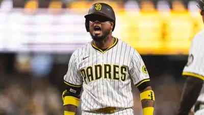 SF Giants Sign LUIS ARRAEZ!!