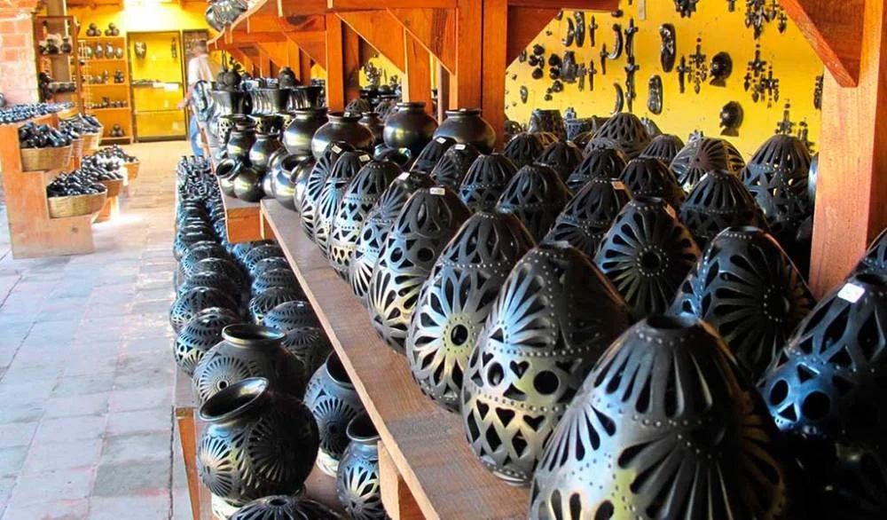 mercado-de-barro-negro-san-bartolo.jpg