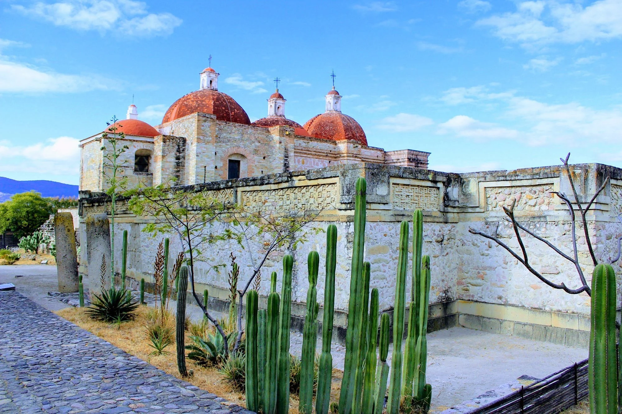 entrada-a-la-zona-arquelogica.jpg
