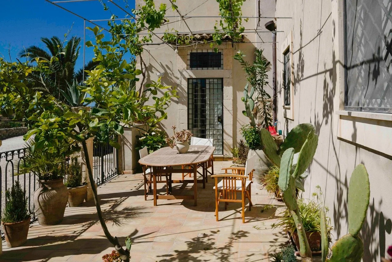 10_patio 1.jpeg