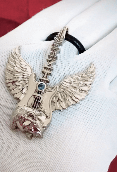 Pendentif Johnny Ailes