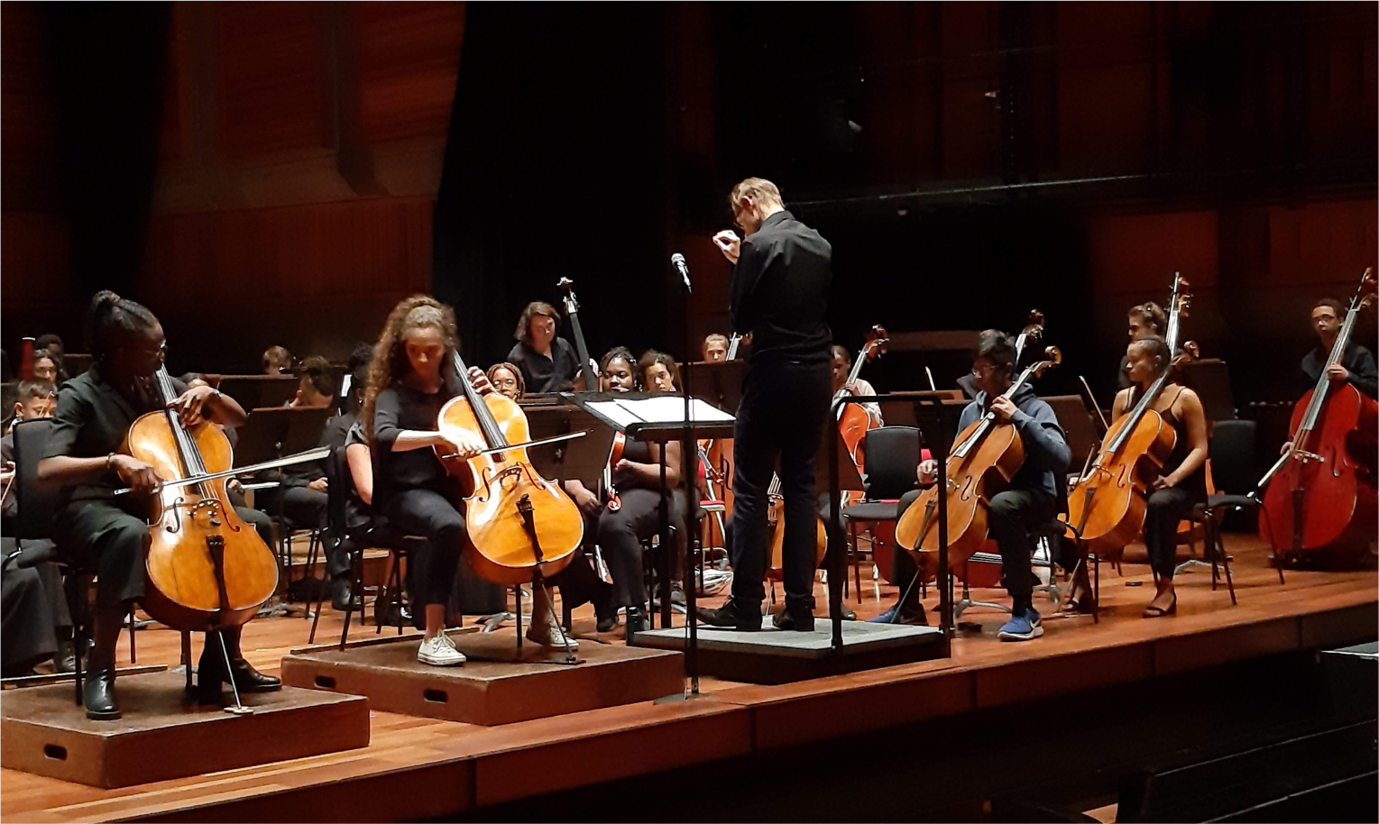  Conducting the Chineke! Junior Orchestra at Queen Elizabeth Hall 