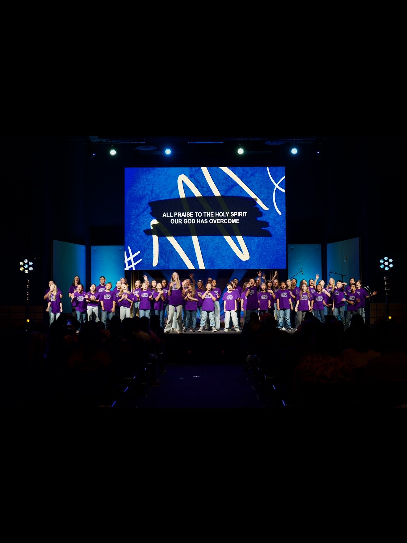 M&aacute;s domingos as&iacute;. 🙌🎶

Hoy fue un domingo muy especial en nuestra iglesia. Tuvimos el privilegio de que nuestros ni&ntilde;os del ministerio creativo Rock! The Arts nos guiaran en un hermoso tiempo de adoraci&oacute;n. Ver a la pr&oacu