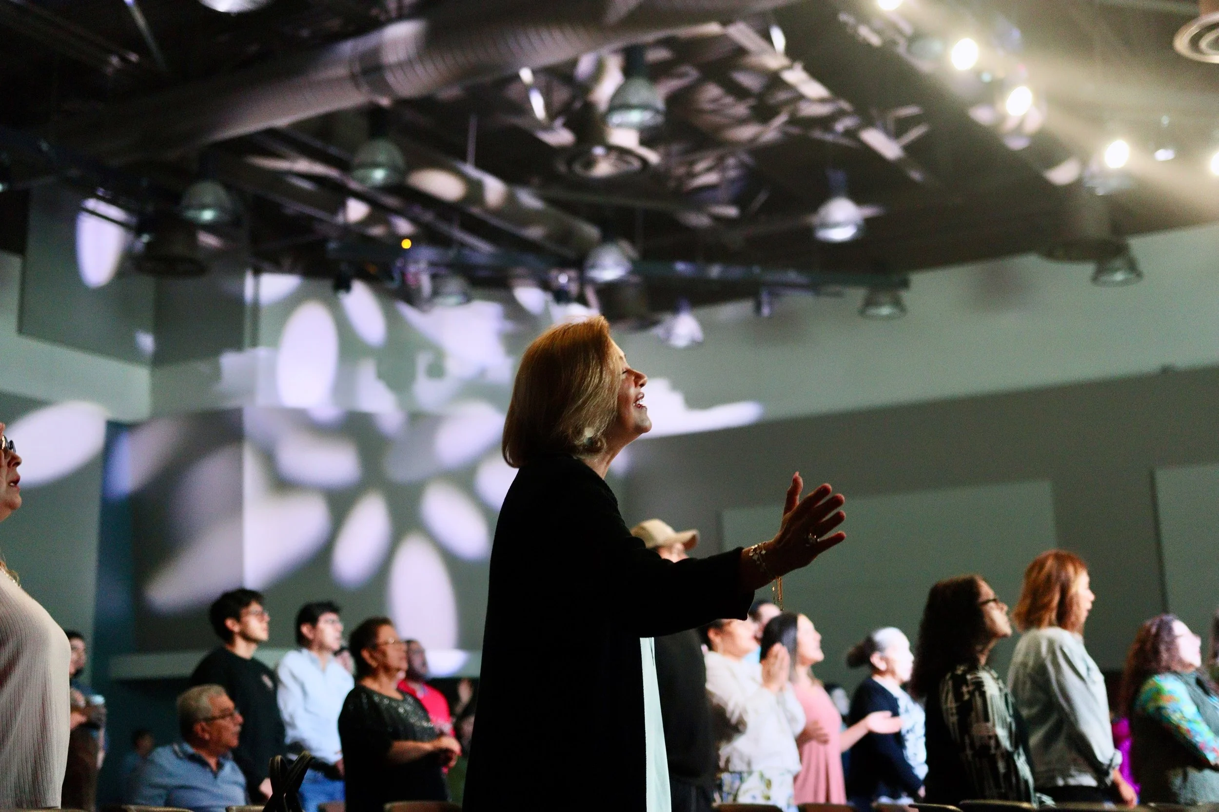 Un Domingo entre familia ❤️

Hoy se nos record&oacute; que nuestra identidad en Cristo nos da prop&oacute;sito y direcci&oacute;n a nuestras vidas 🙌🏻

Tambi&eacute;n tuvimos la oportunidad de conectar con nuestros ministerios y compartir nuestra vi
