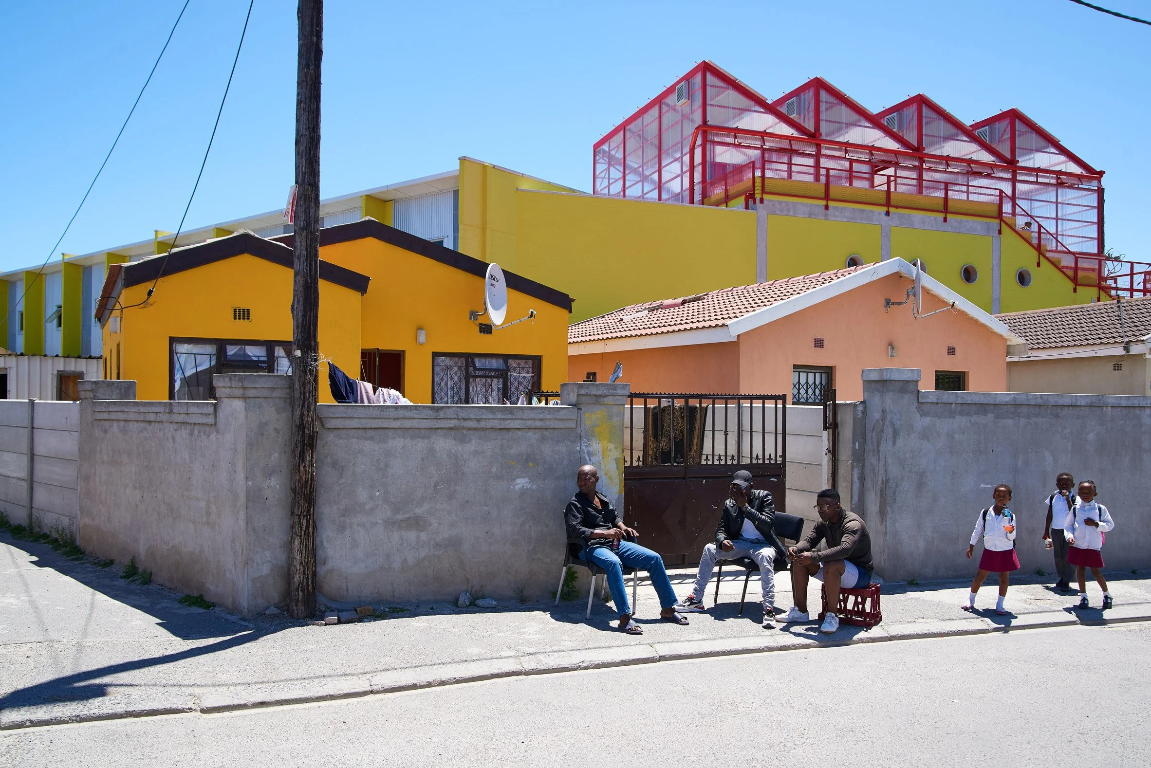 empower-soweto-caracas-community-centre-south-africa_dezeen_2364_col_13.jpg