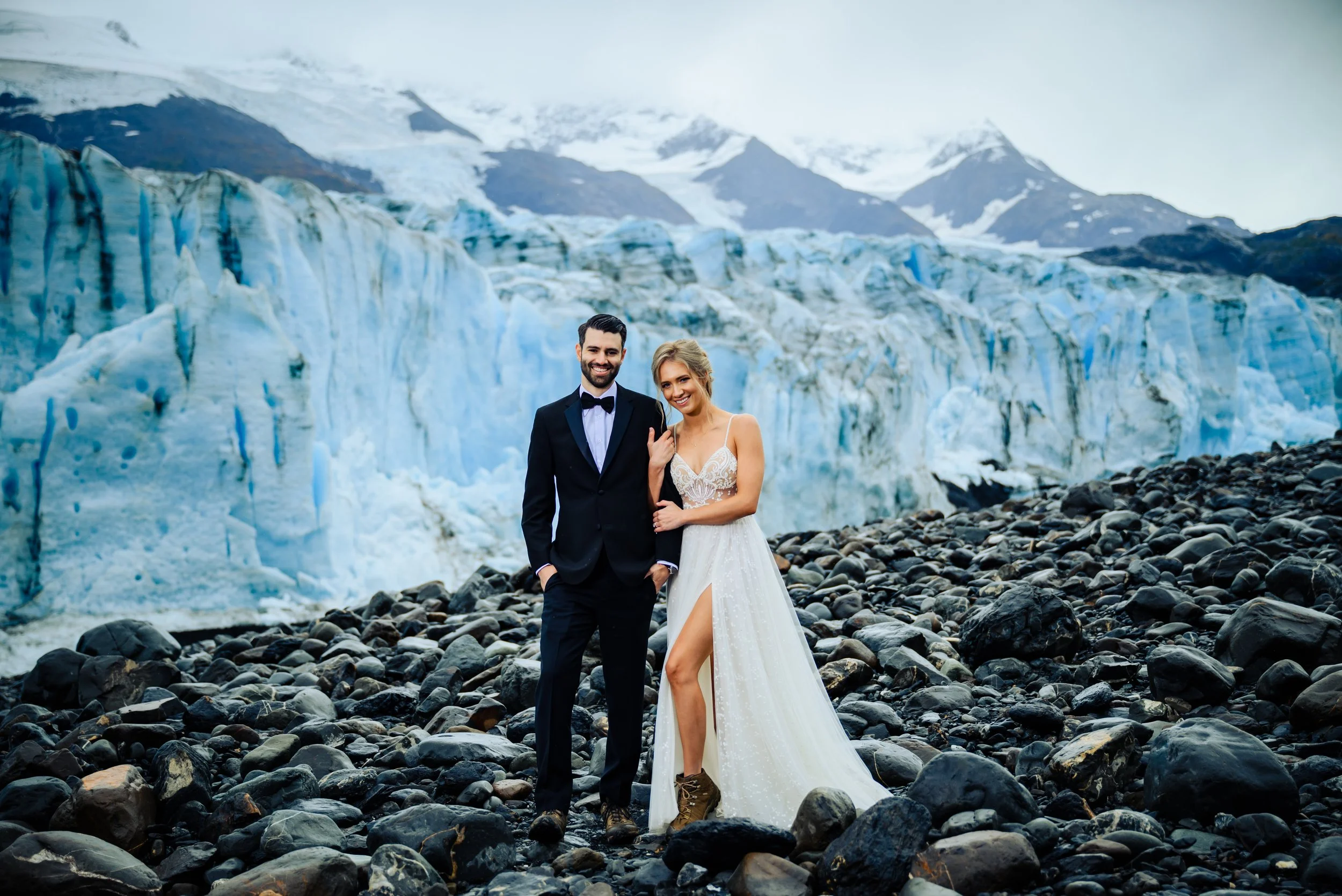 This guide will give you some tips and advice for planning an incredible, one of a kind Alaska glacier elopement!