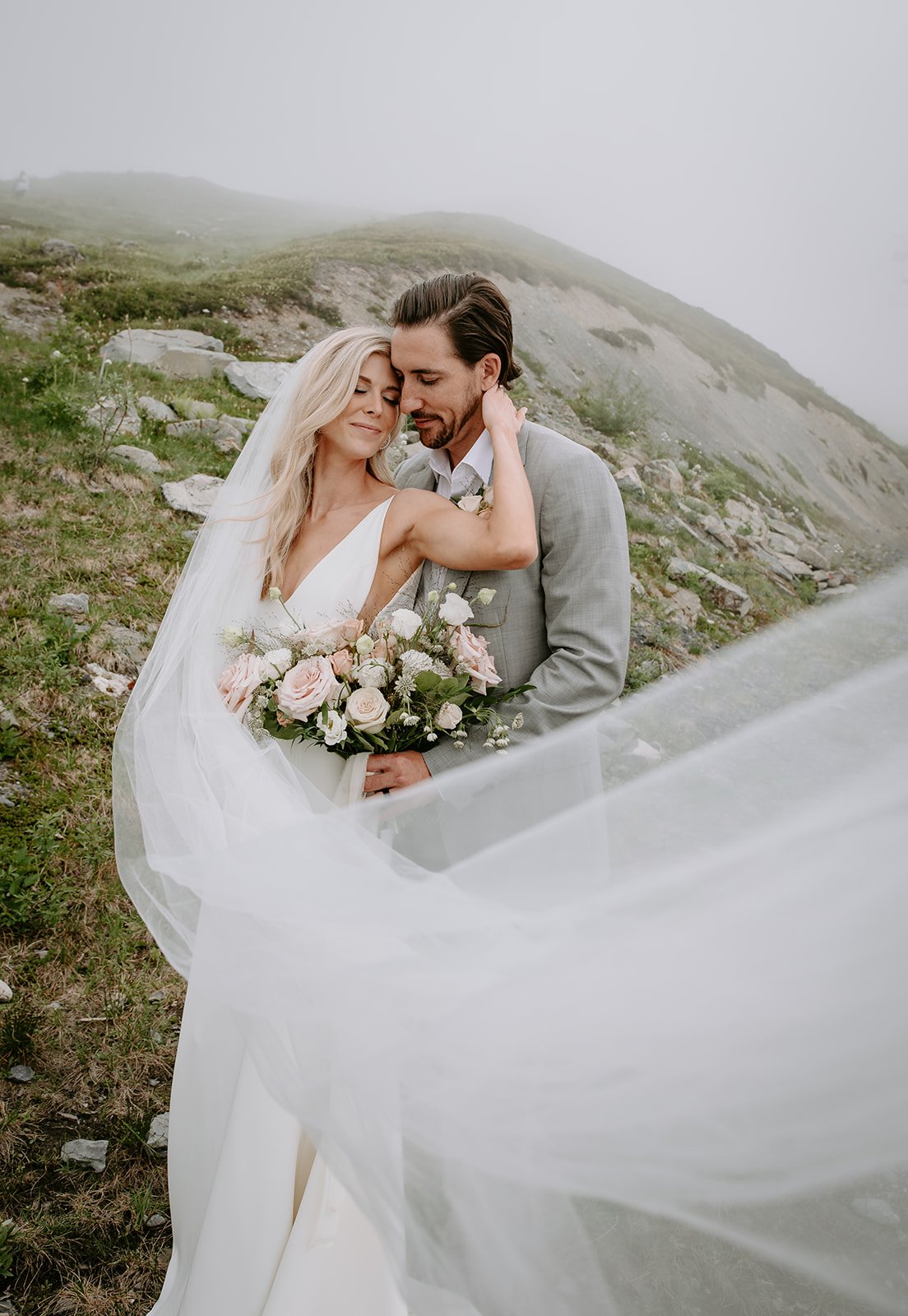 Romantic Wedding in the Mountains of Alaska 