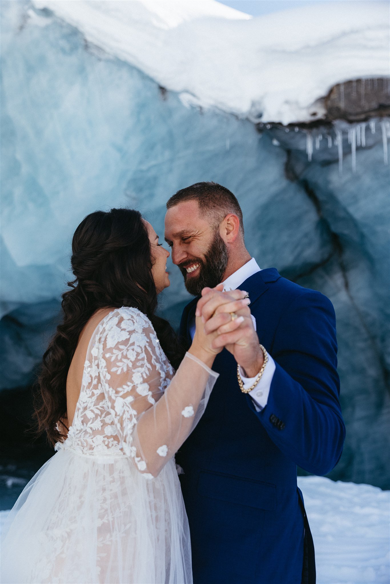 Winter Elopement 