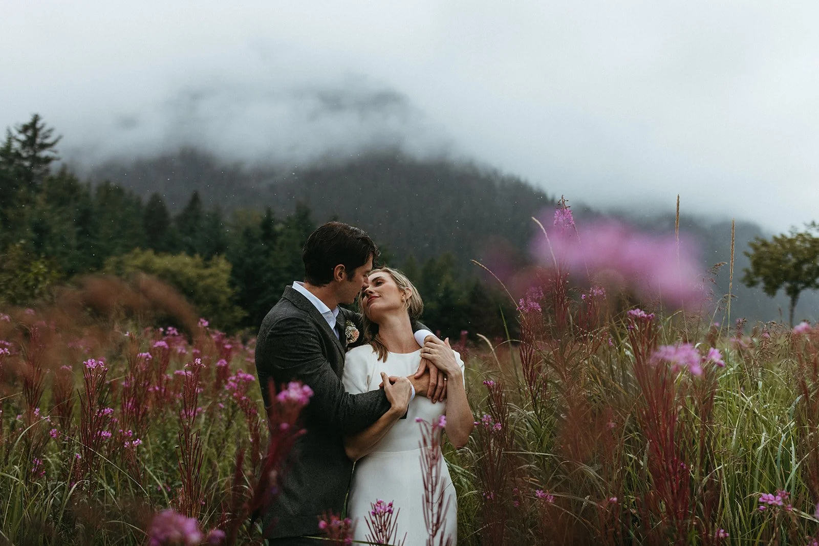 how to tell your family you're eloping