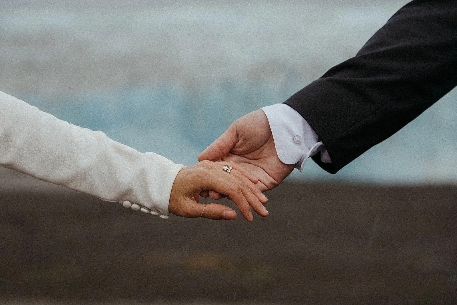 how to tell your family you're eloping