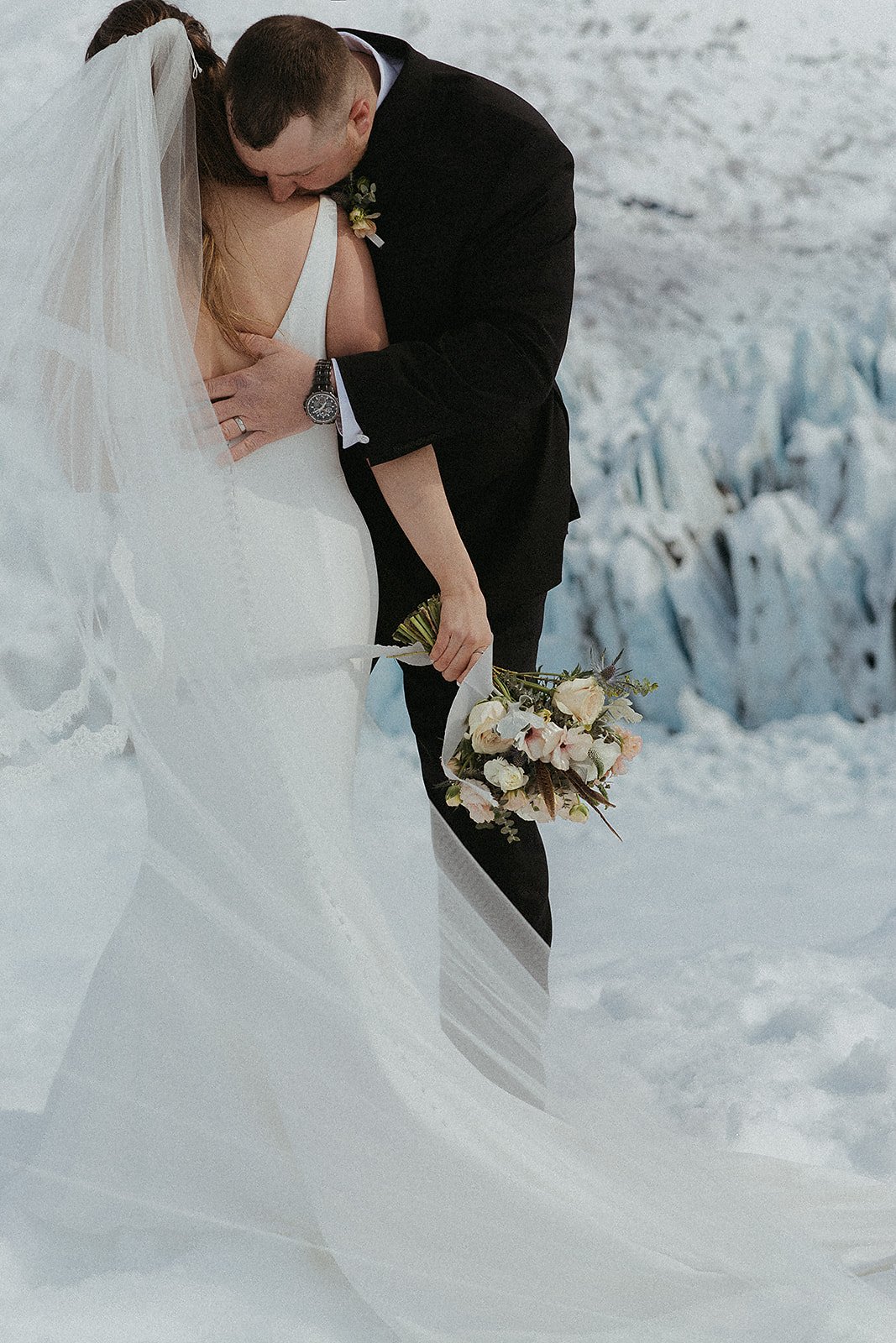 winter elopement