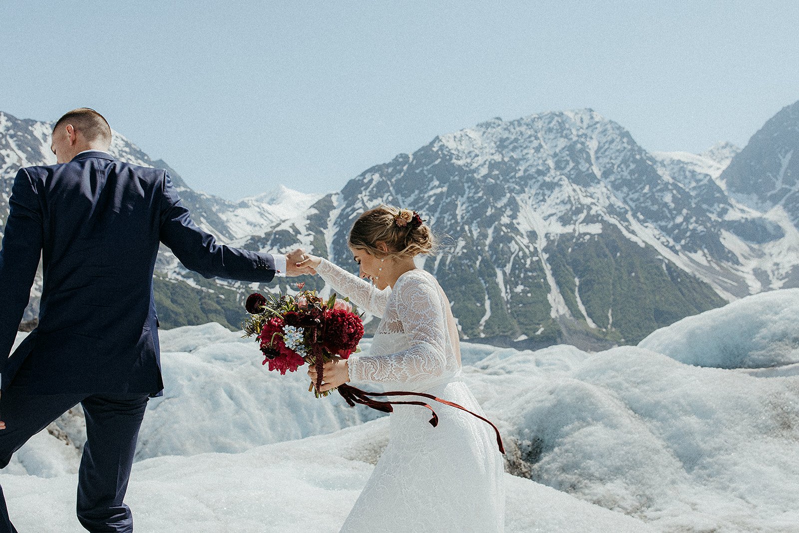 how to tell your family you're eloping