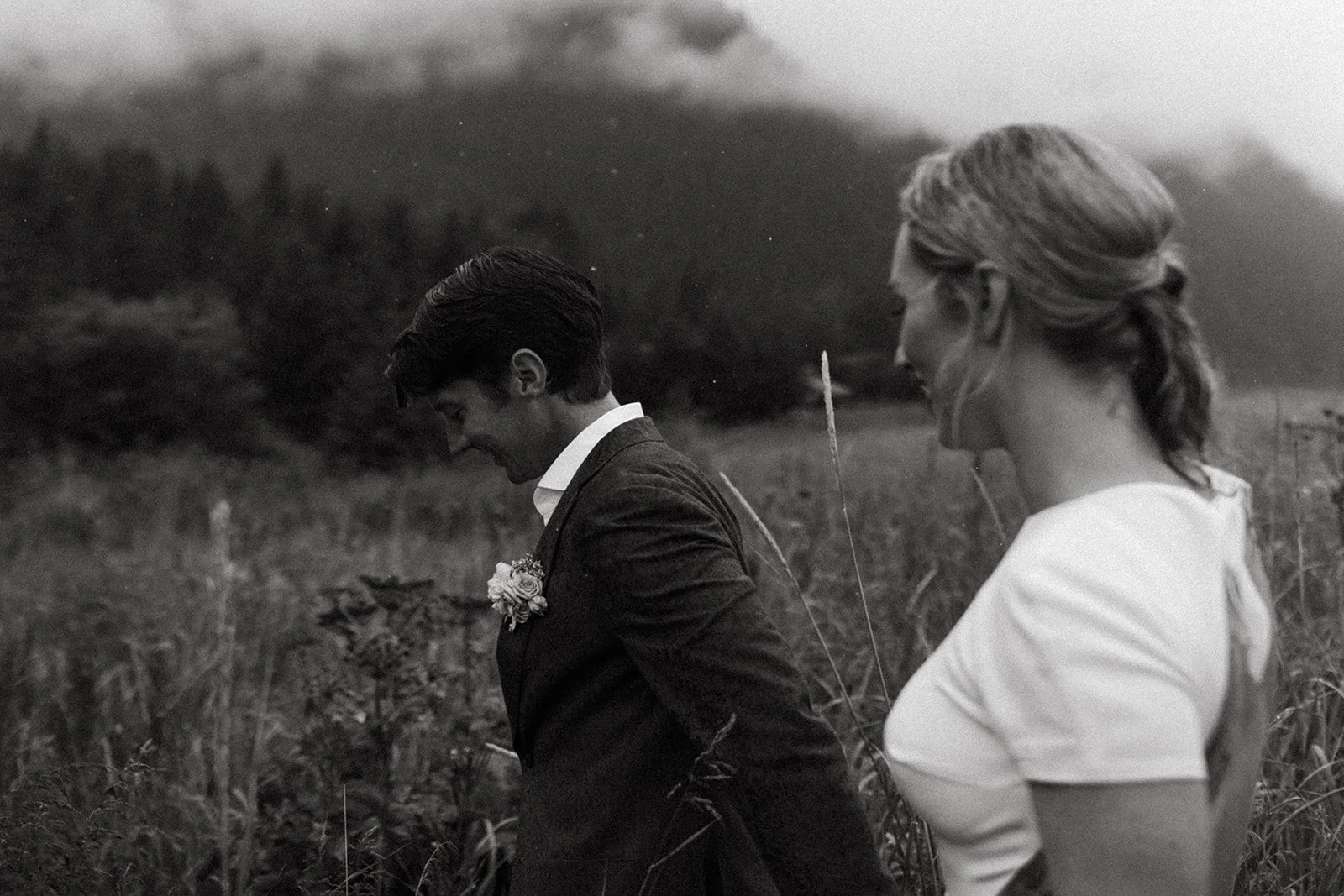 destination wedding in alaska