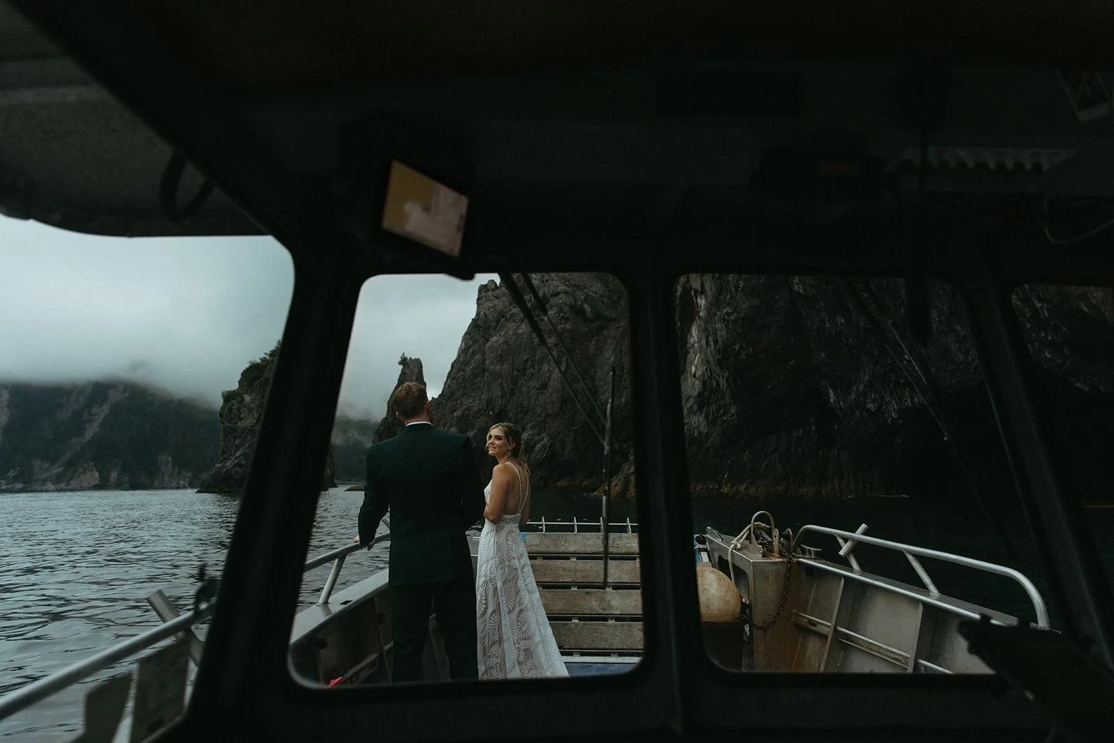 elope on a boat