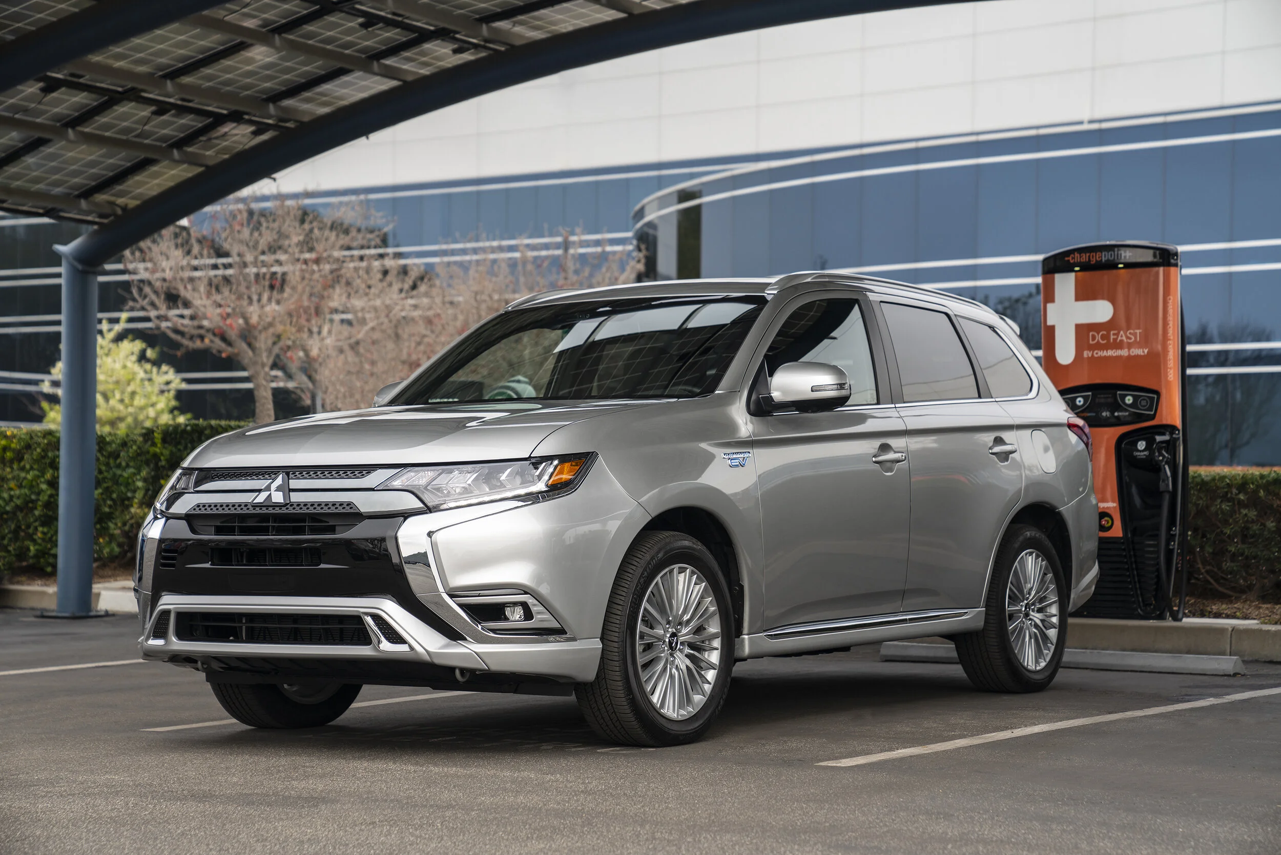 The Curious Case of the Mitsubishi Outlander PHEV