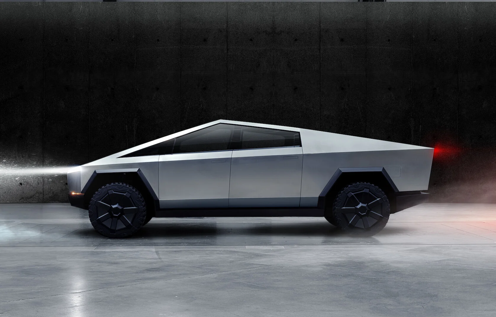 Hunt for Tesla Cybertruck Factory: Could It Finally Break the Dealer Ban?