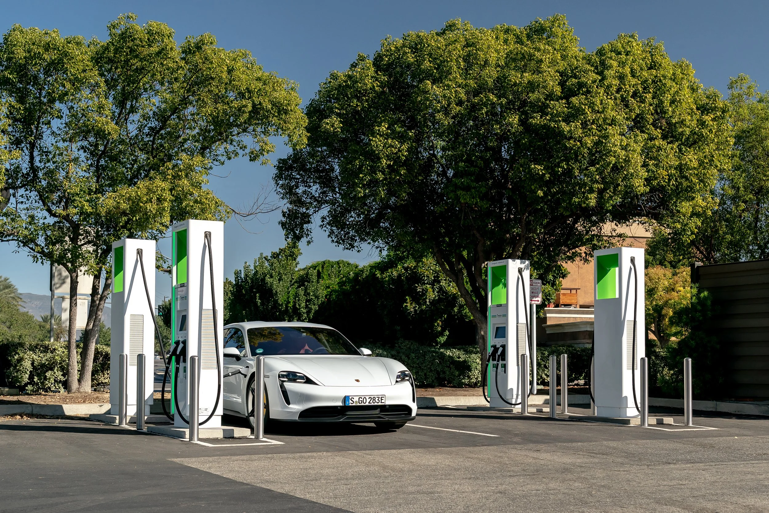 A Talk with Patrick Anderson, CEO of Anderson Economic Group, on EV Charging Study 