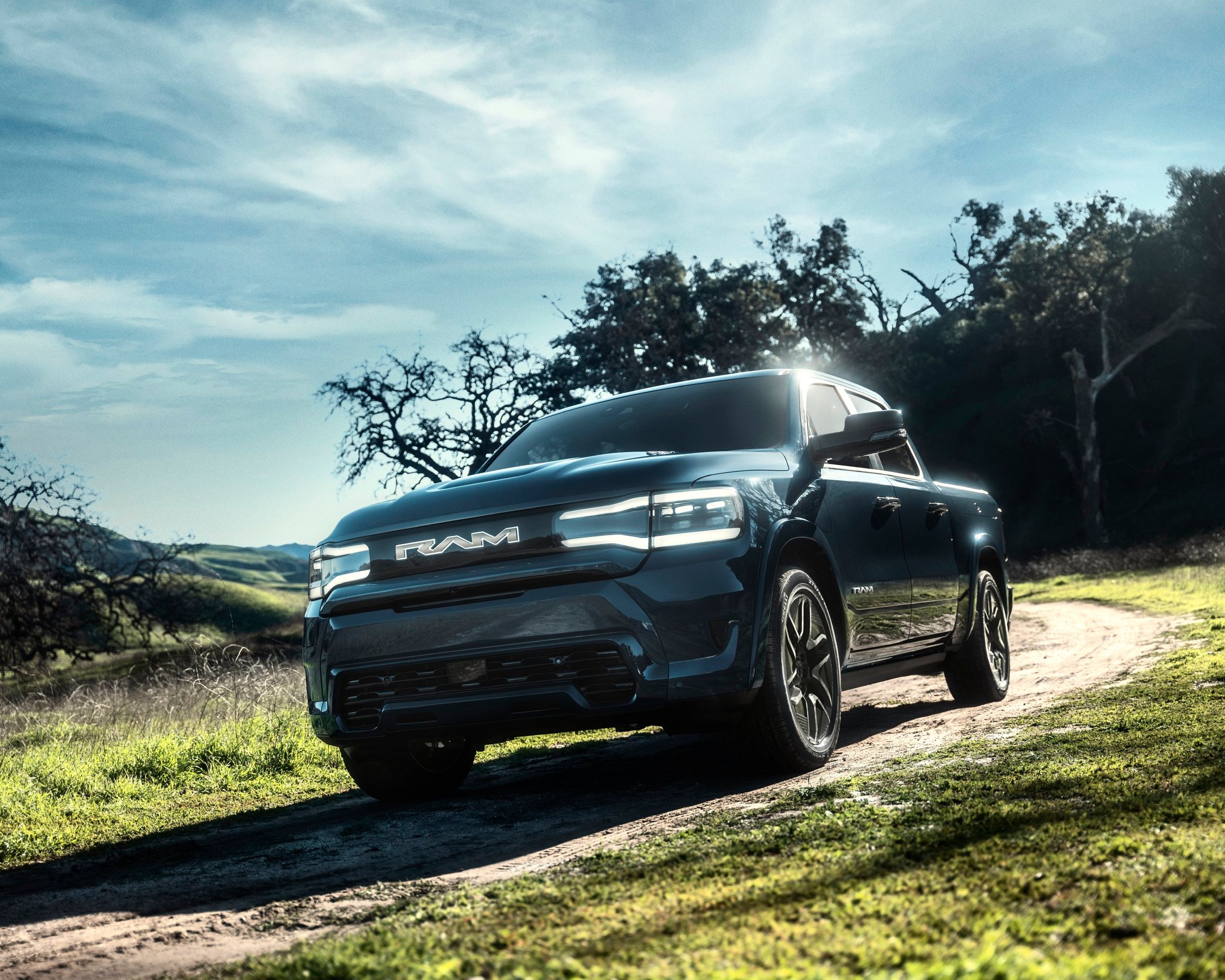 Ram 1500 REV Throws Down with Massive 229 kWh Battery, 500-Mile Range