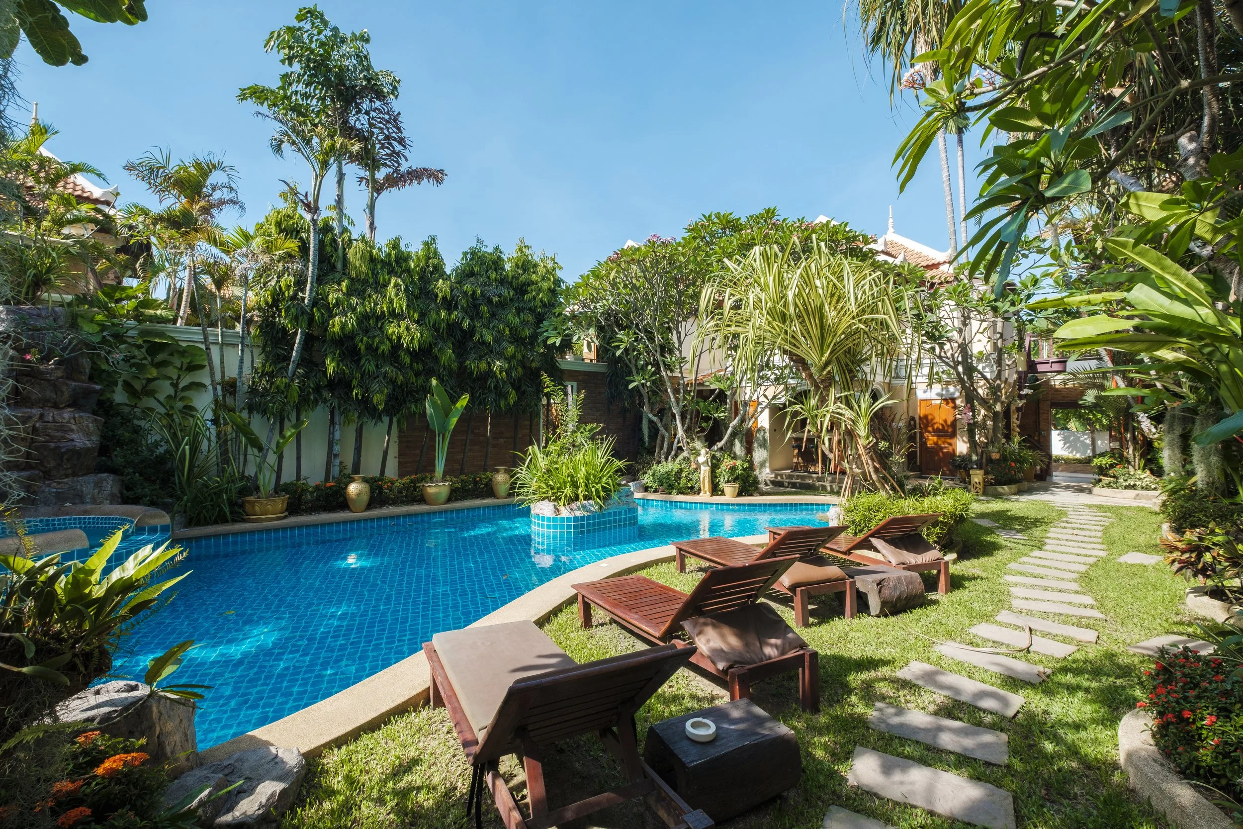 Exploring Premier Pool Companies Near Me: Uncovering Quality Pools