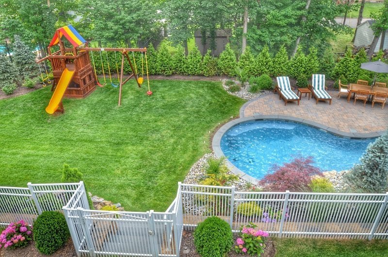How to Make Your Backyard Kid-Friendly (and Fun!)
