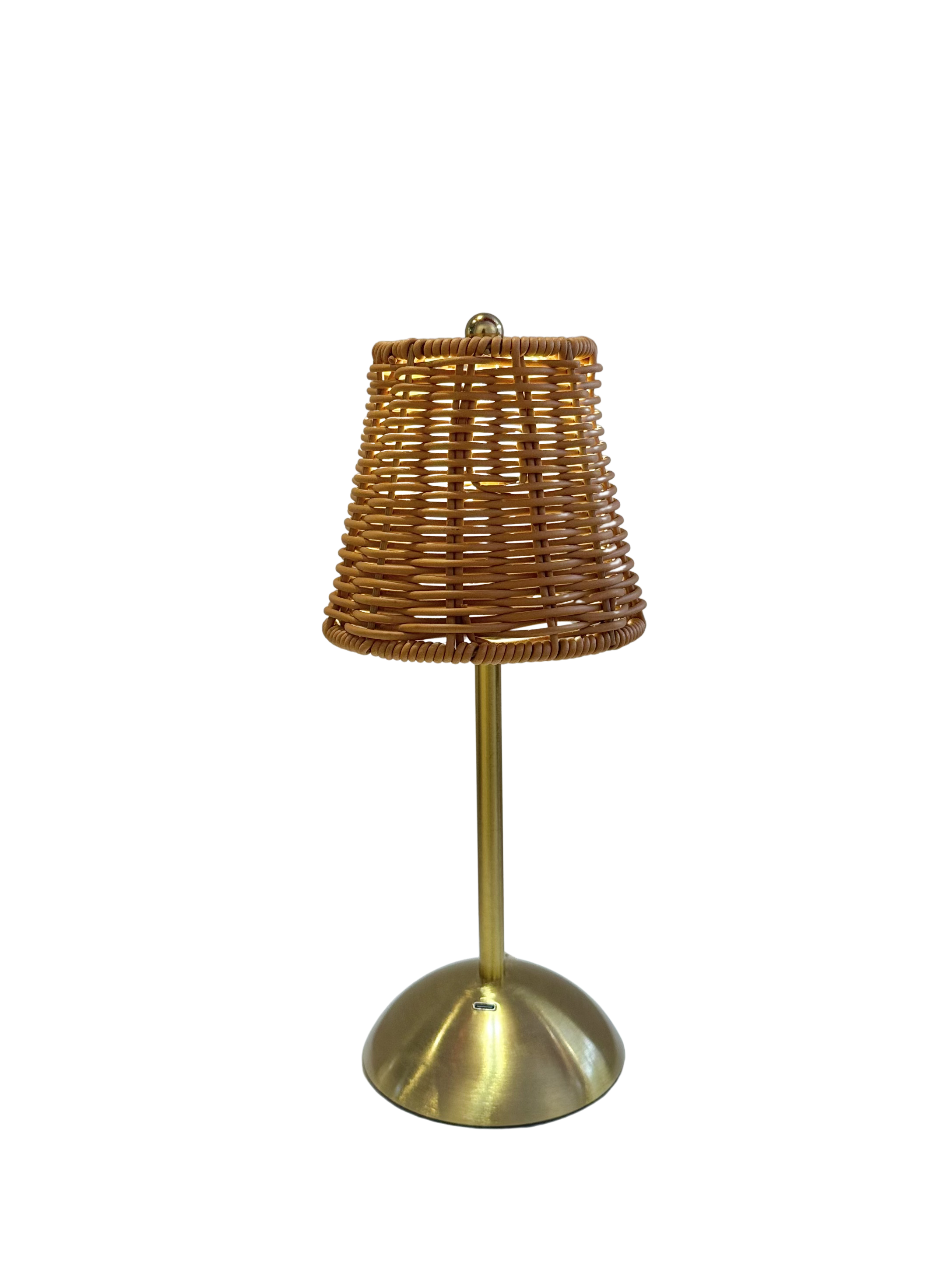 Rattan Chordless Lamp.png