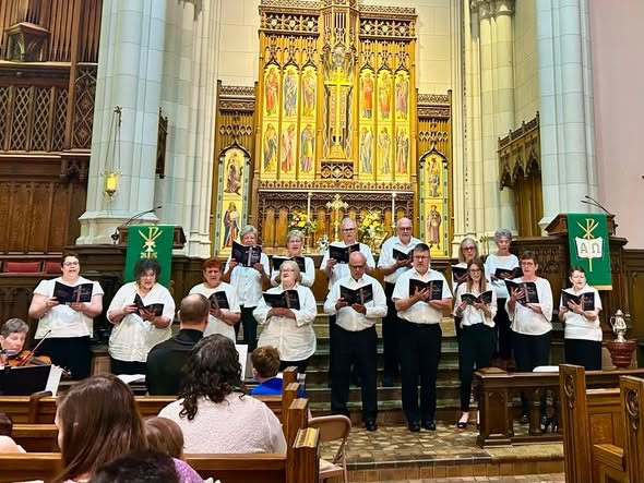 CHOIR bw.jpg