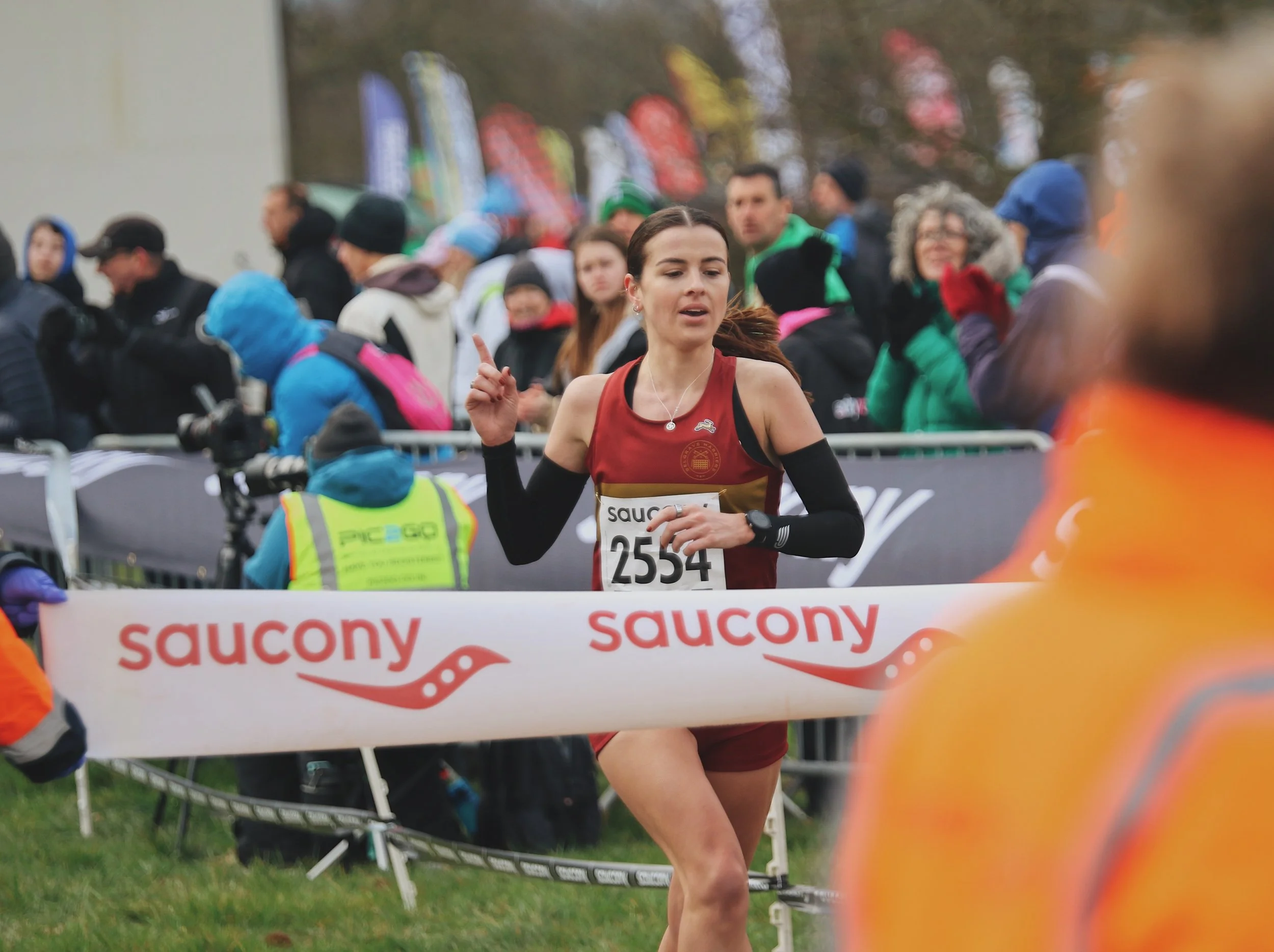 Sarah Astin wins National XC on memorable day in Cheshire