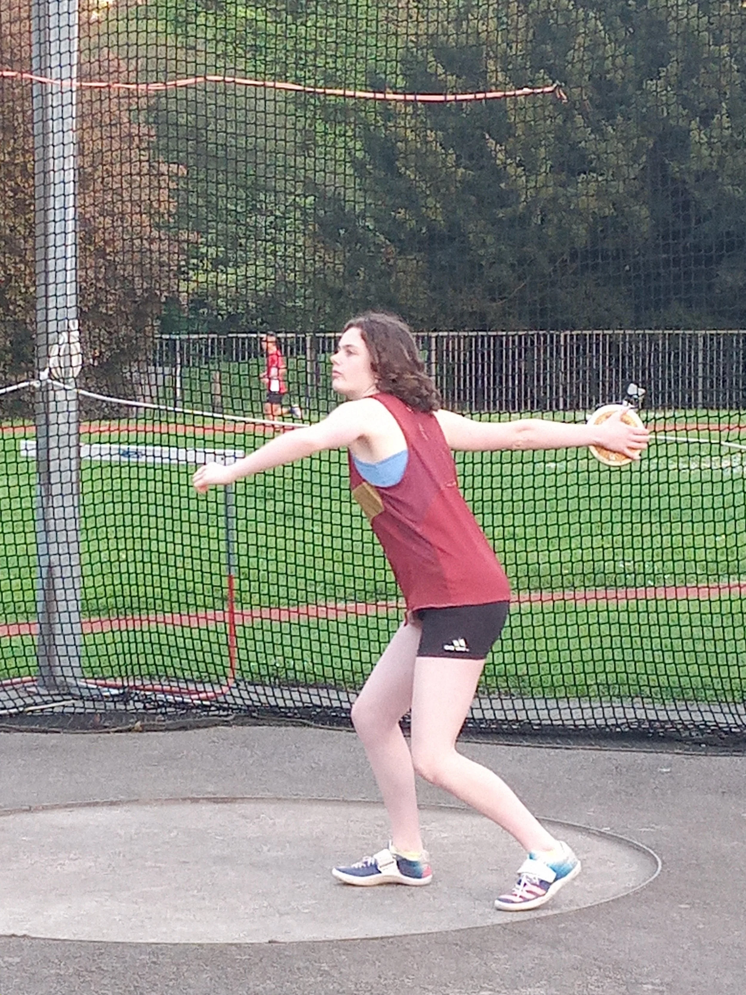 Neva Jansen hurls herself into second in the UK discus U17 rankings 